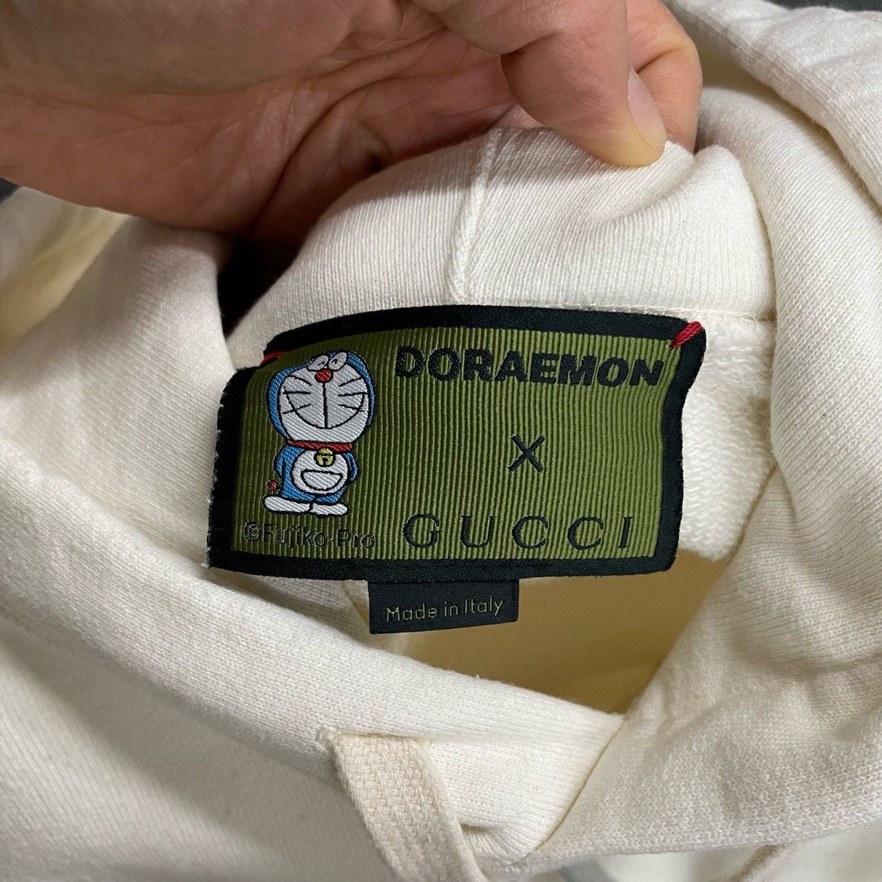 Gucci Gucci White robot cat hoodie 2501-Nextarrow Size US S / EU 44-46 / 1 - 3 Thumbnail