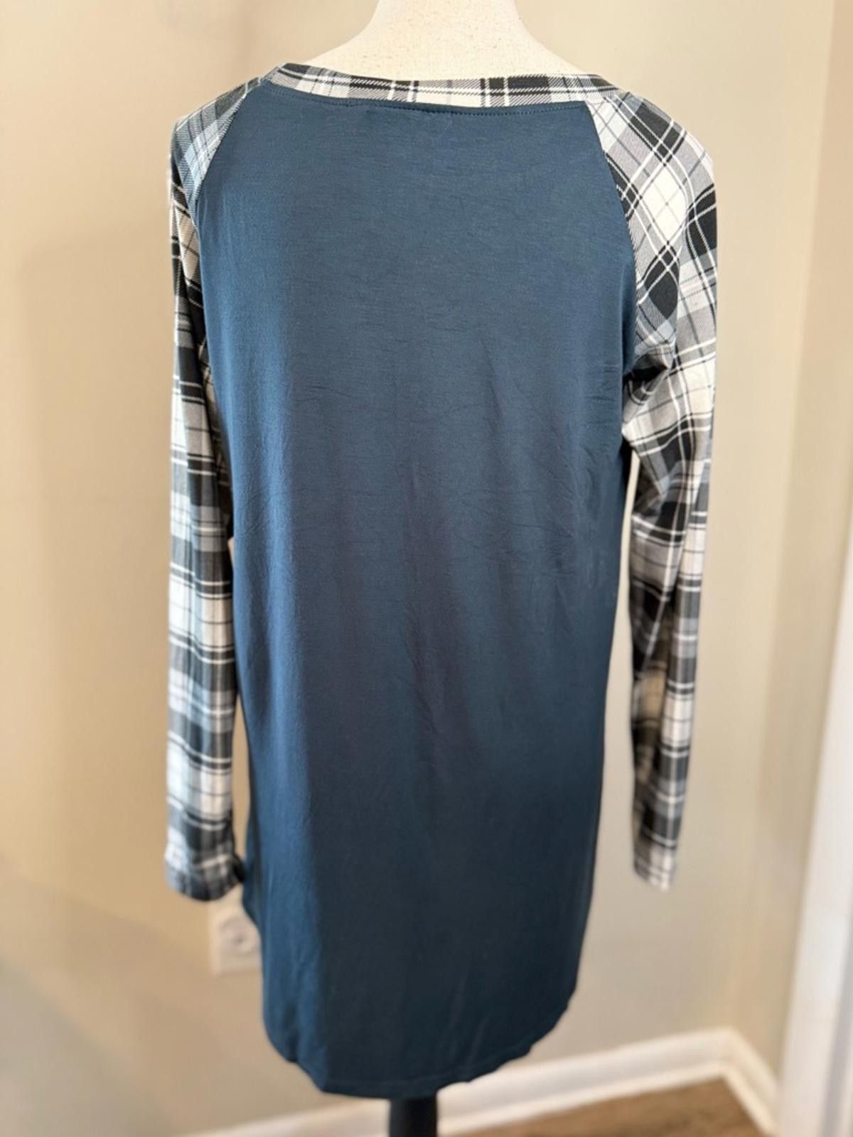 Other Amaryllis long sleeve blue tee black white plaid sleeves SM Size S / US 4 / IT 40 - 4 Thumbnail