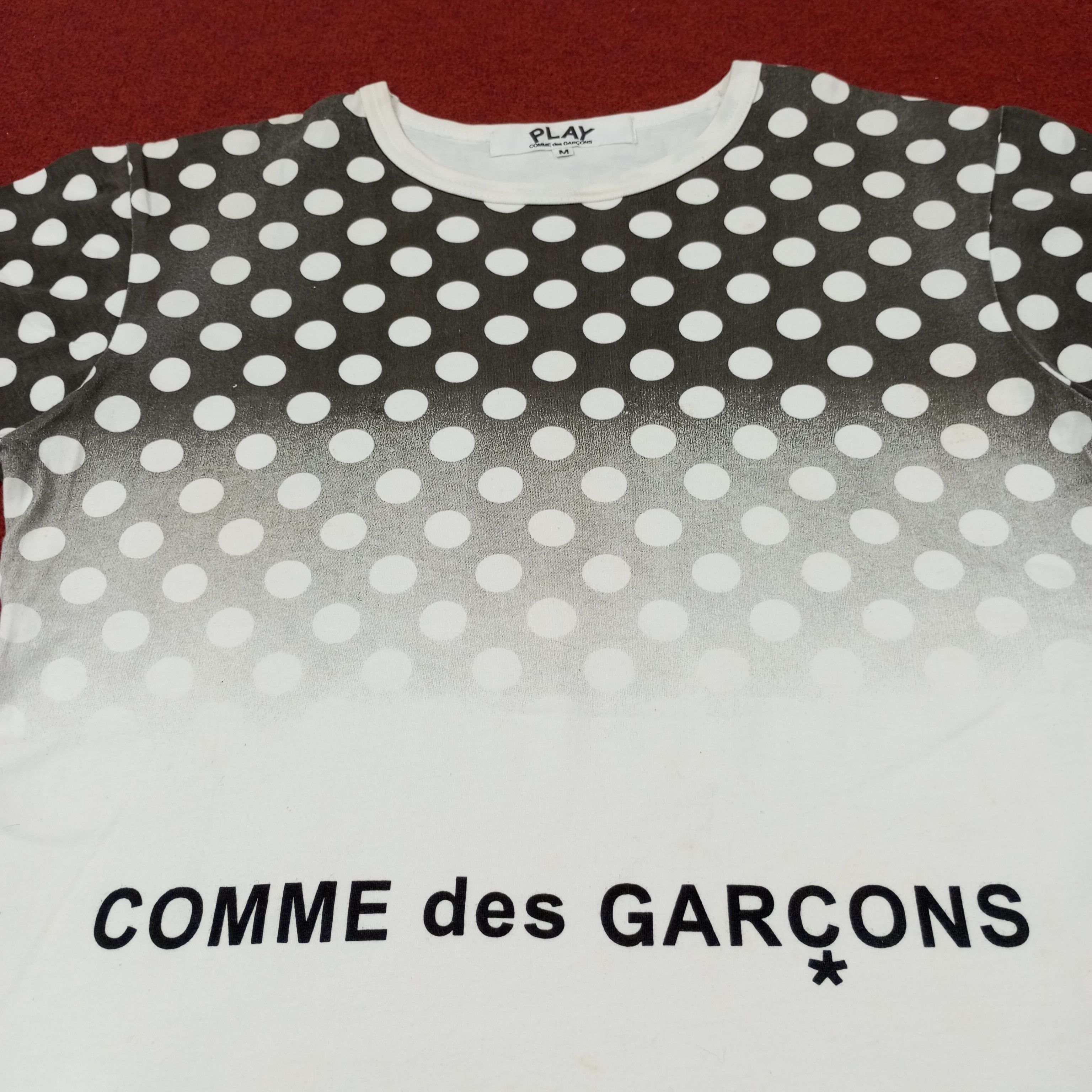 Comme des Garcons PLAY Comme des Garcons Play Fashion Brand Tshirt c249n119 Size US M / EU 48-50 / 2 - 2 Thumbnail