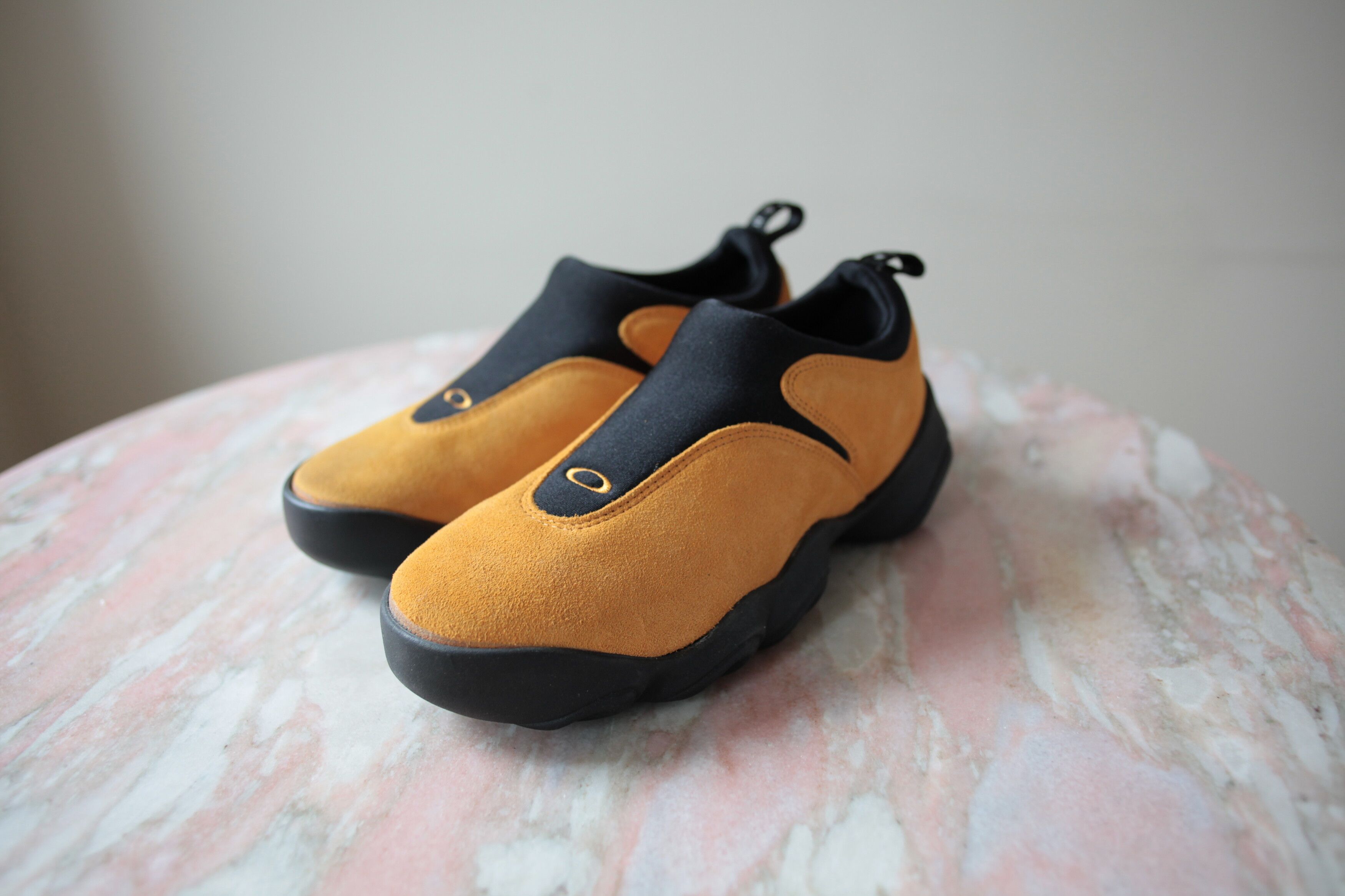 靴OAKLEY スニーカー flesh 9.0(27.0cm) レアカラー