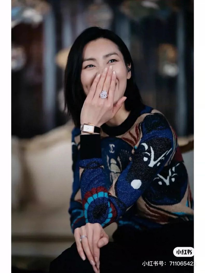 Chanel Chanel Egyptian series beetle cashmere sweater Size XS / US 0-2 / IT 36-38 - 9 Thumbnail