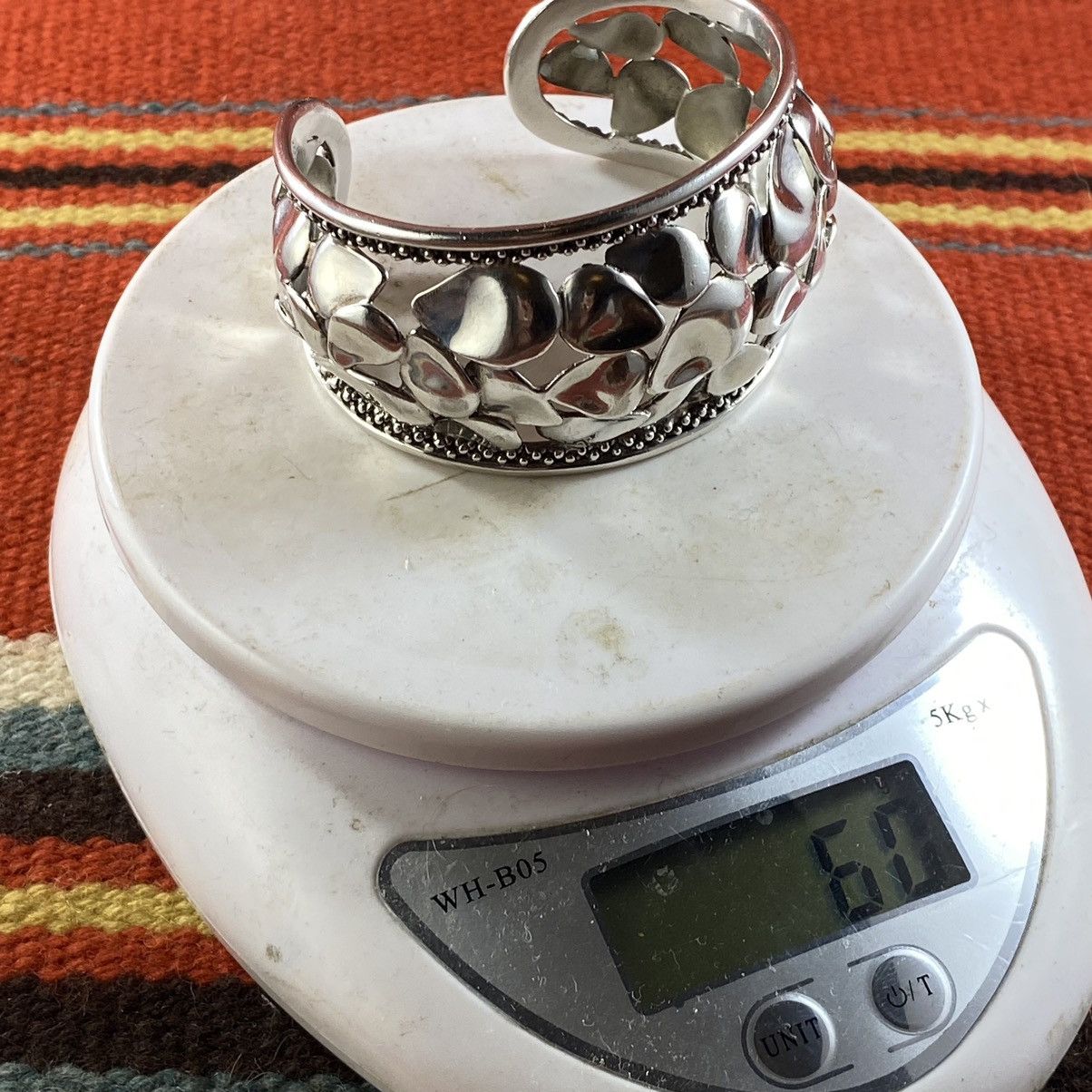 Vintage Vtg Michael Dakwins Sterling Silver Brutalist Petal Cuff 925 Size ONE SIZE - 10 Thumbnail