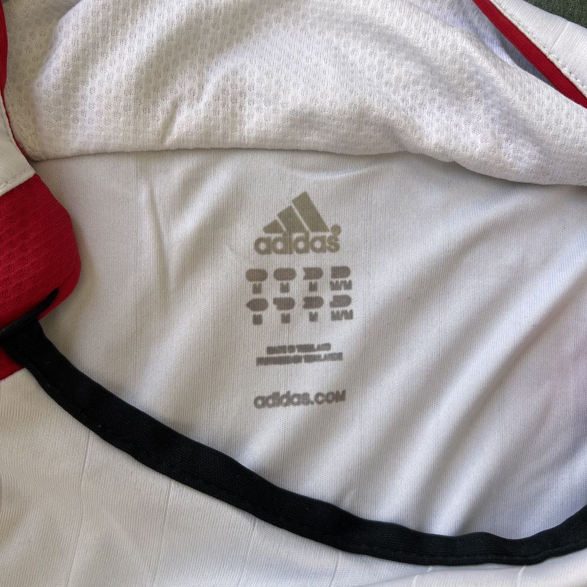Adidas Vintage AC Milan UCL Jersey Size US M / EU 48-50 / 2 - 5 Thumbnail