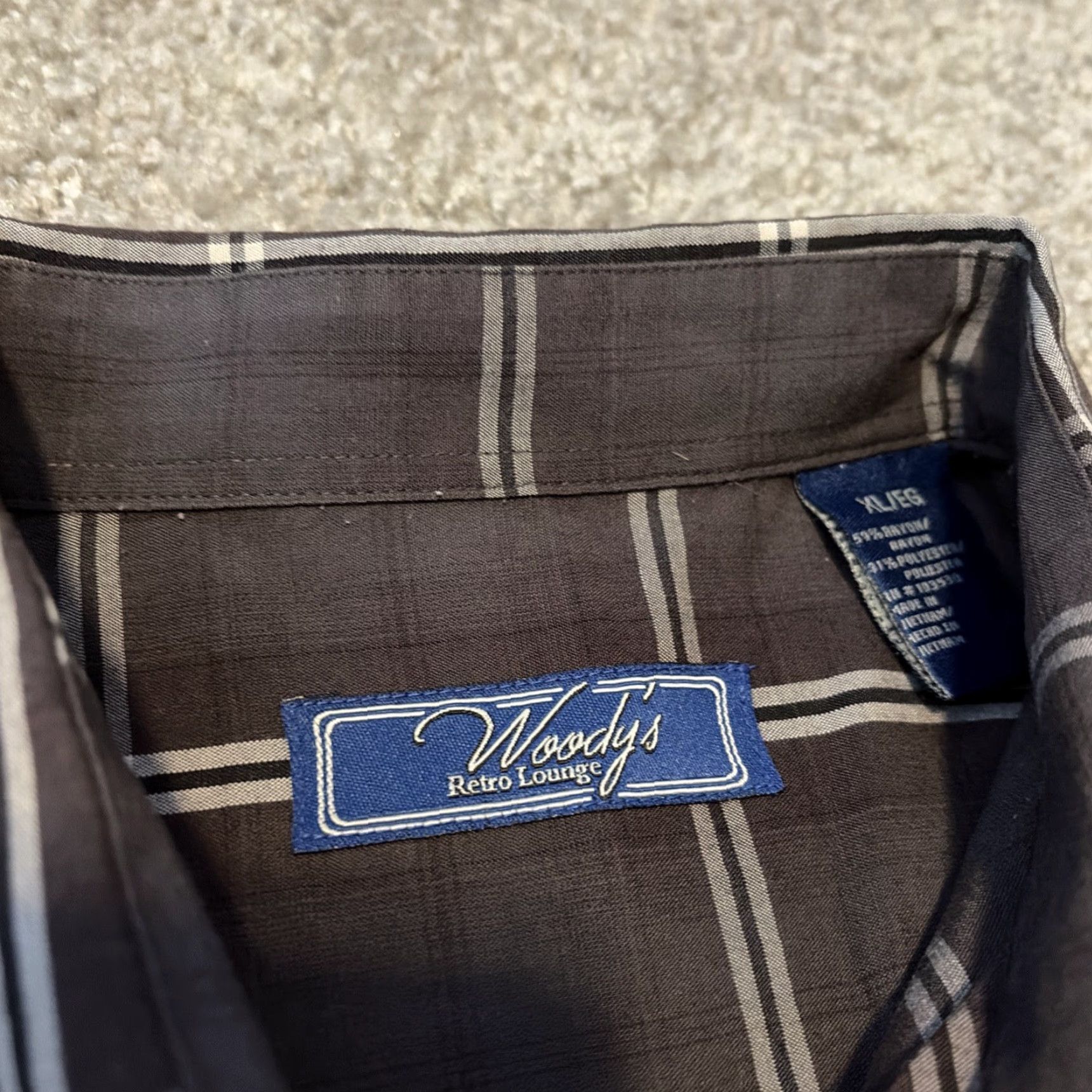 Vintage VINTAGE Woody’s Retro Lounge Brown Plaid Button-Up Short Sleeve Casual Shirt XL Rayon Mens Size US XL / EU 56 / 4 - 4 Thumbnail