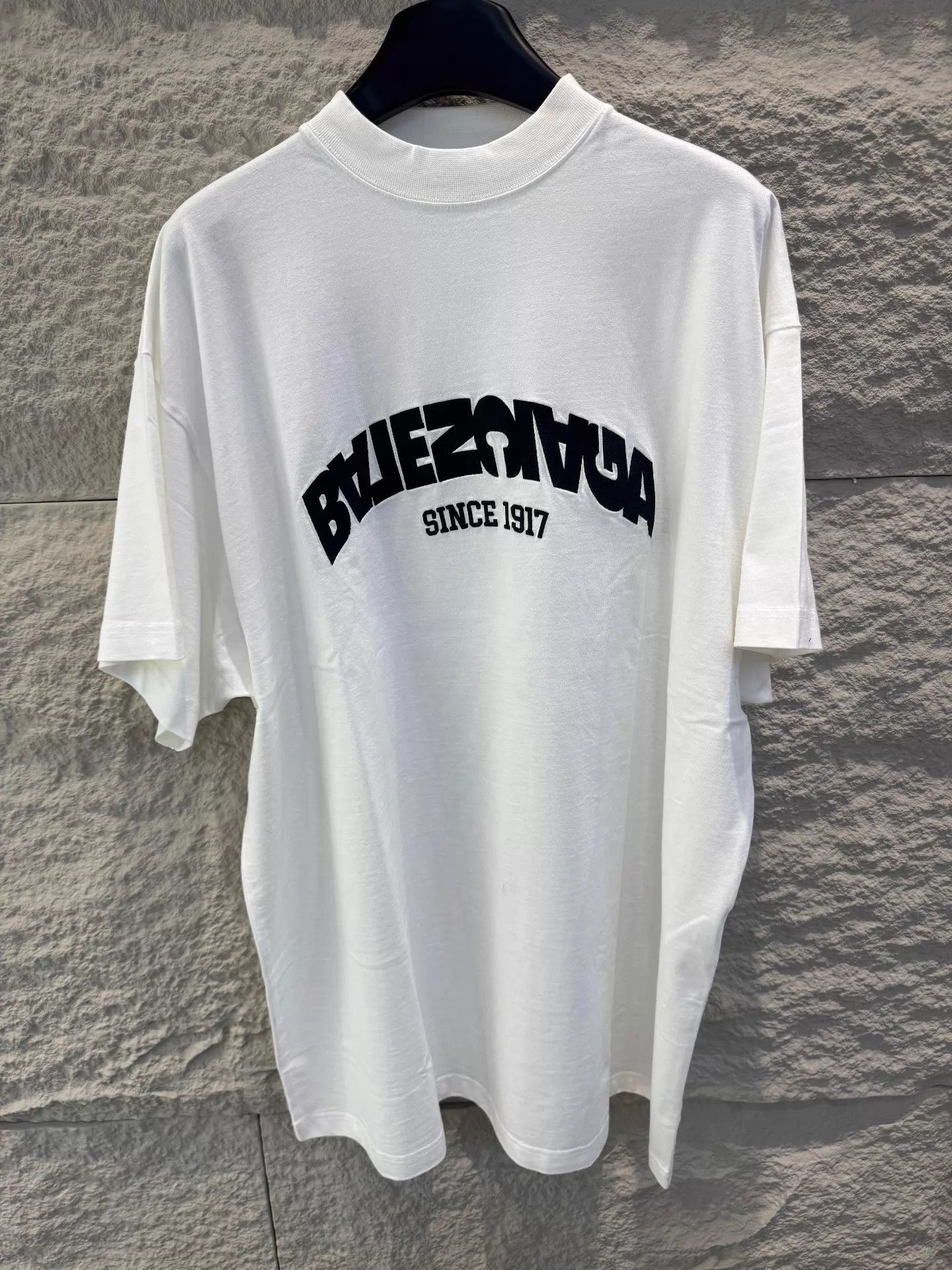 Balenciaga Balenciaga Back Flip Logo Short Sleeve T-Shirt Size 2 Size US M / EU 48-50 / 2 - 1 Thumbnail