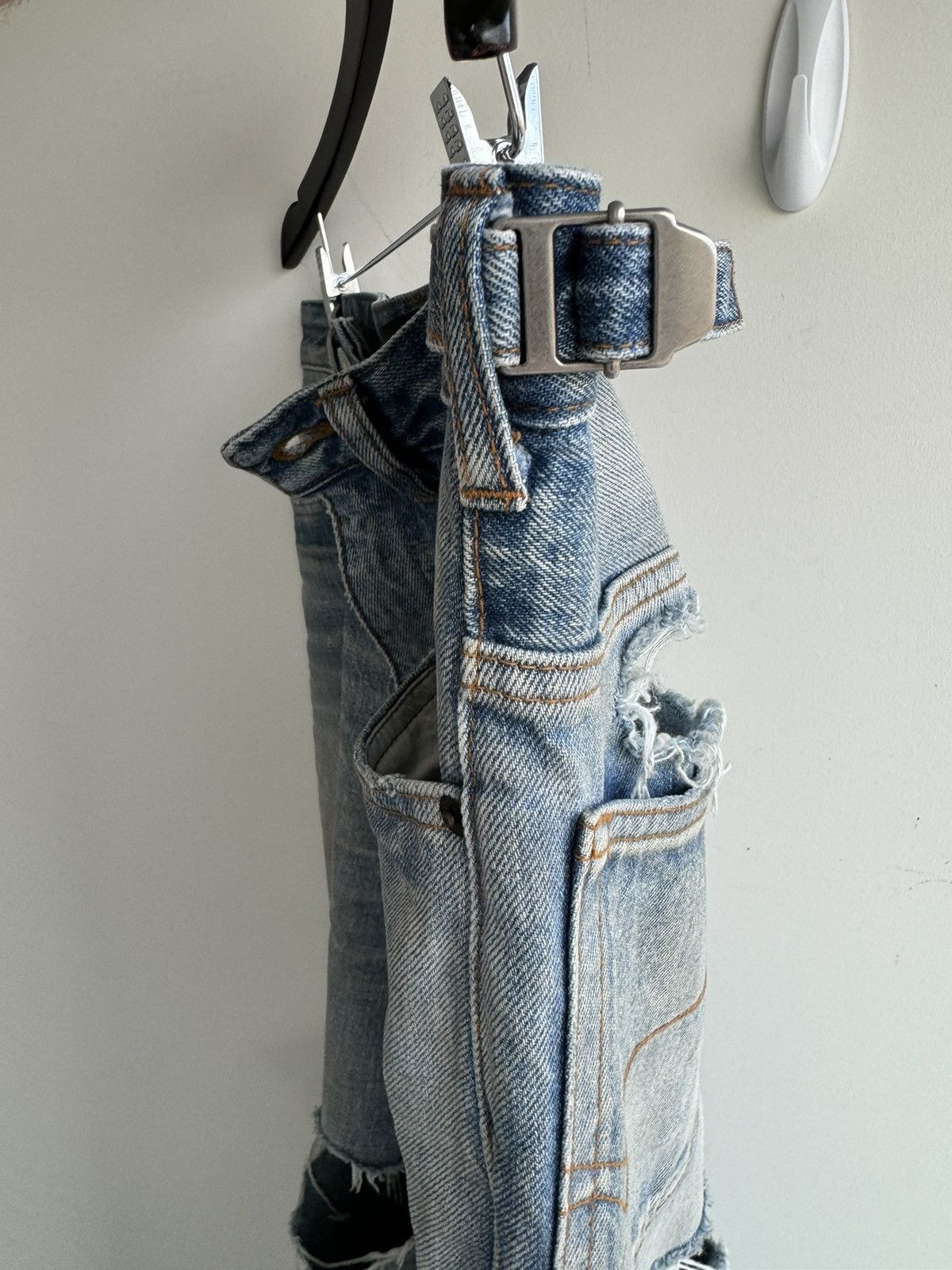 Balenciaga BALENCIAGA FALL22 RUNWAY DESTROYED SKATER DENIM JEANS RARE Size US 30 / EU 46 - 8 Thumbnail