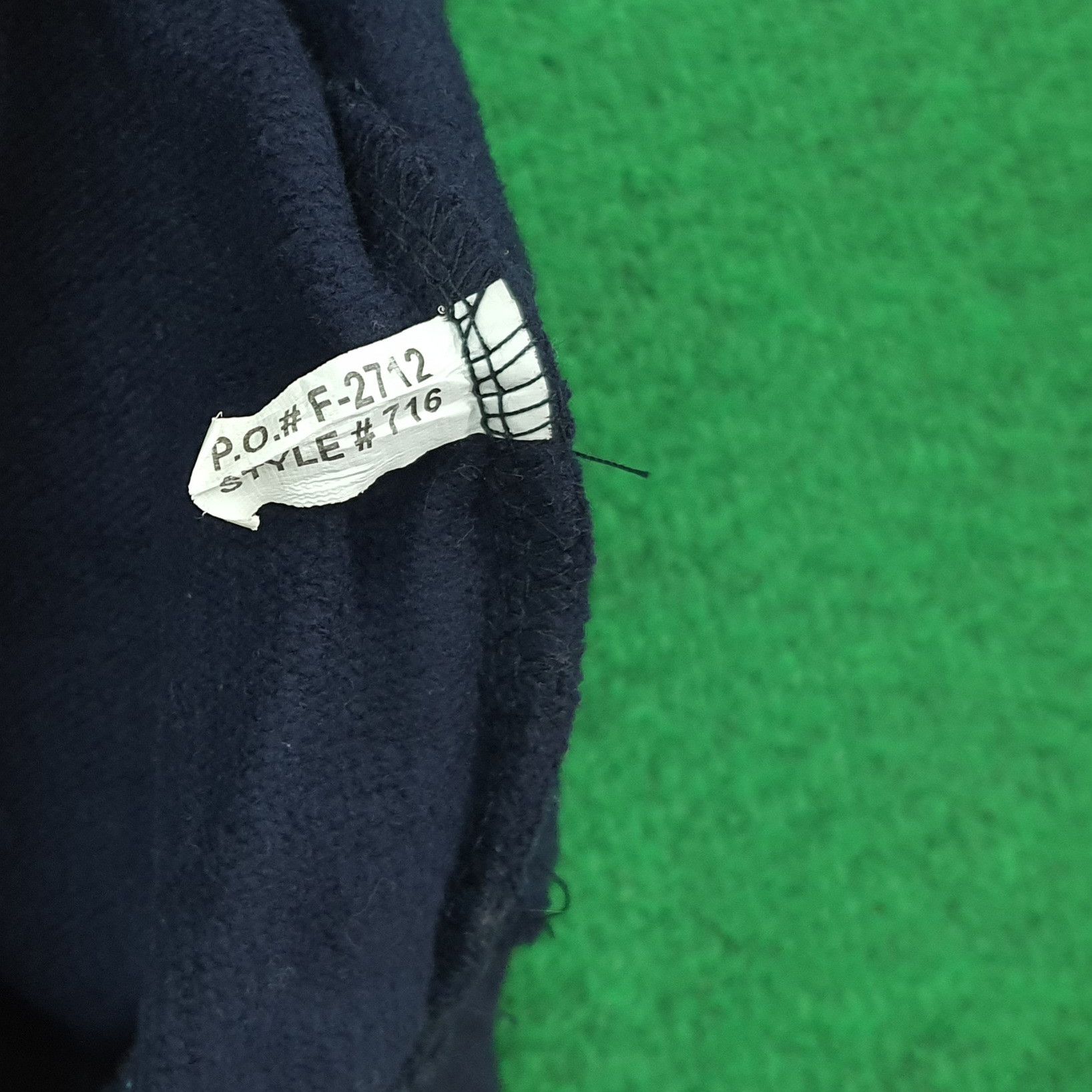 Vintage Vintage Medford Pool Summer 2012 Lifeguard Half Zip C269N11 Size US M / EU 48-50 / 2 - 9 Thumbnail