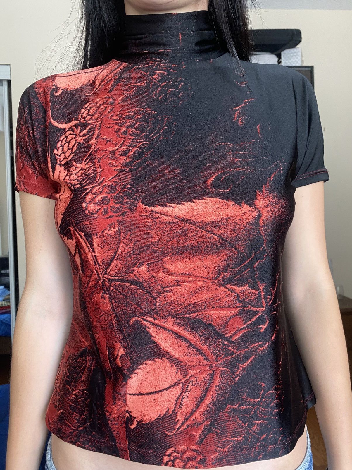 Roberto Cavalli Roberto Cavalli Mesh Top With Wild Berries & Thorns Graphic Size L / US 10 / IT 46 - 1 Thumbnail