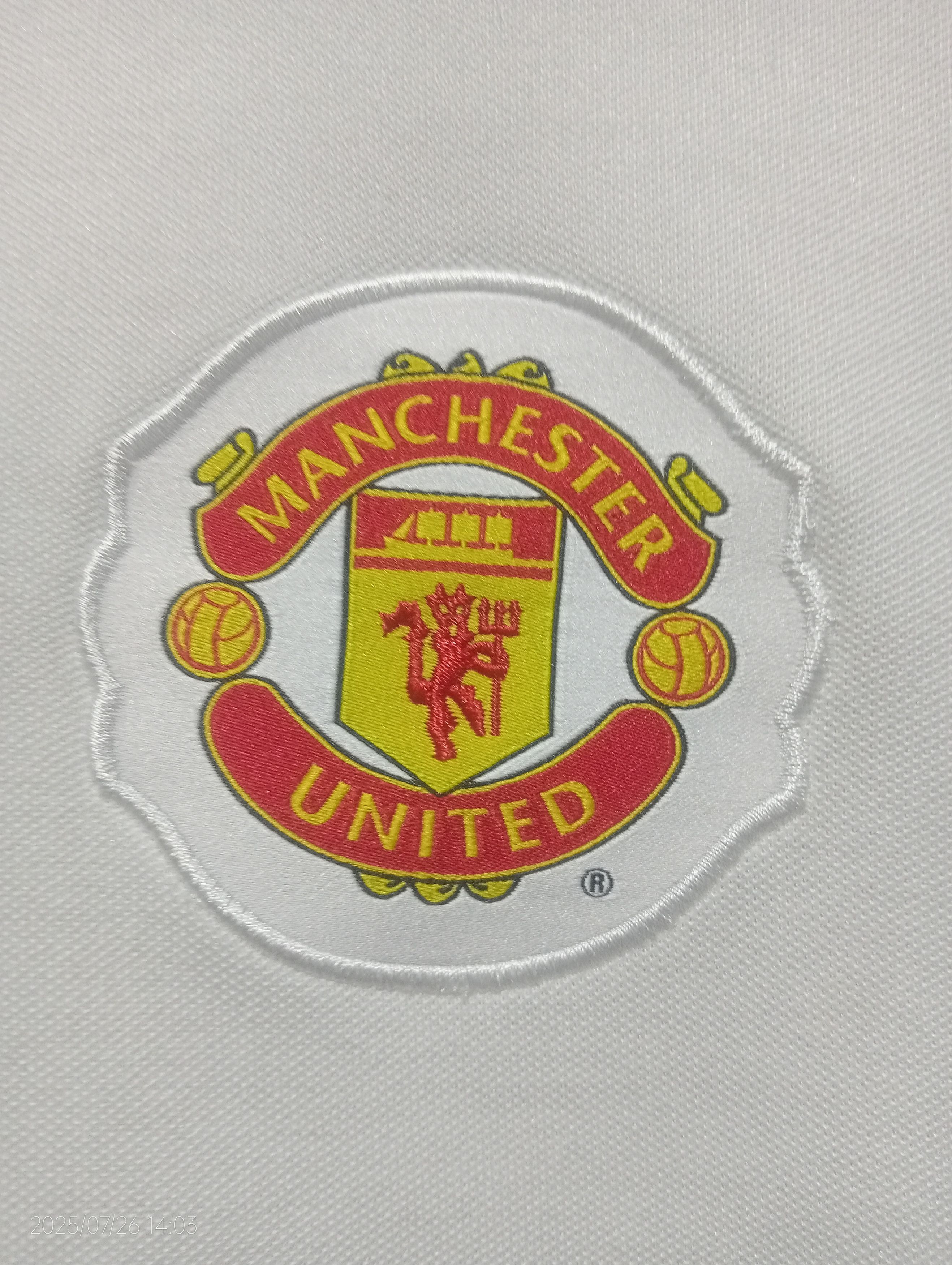 Nike Vintage Nike X Manchester United Track Jacket Very Rare Size US L / EU 52-54 / 3 - 14 Thumbnail
