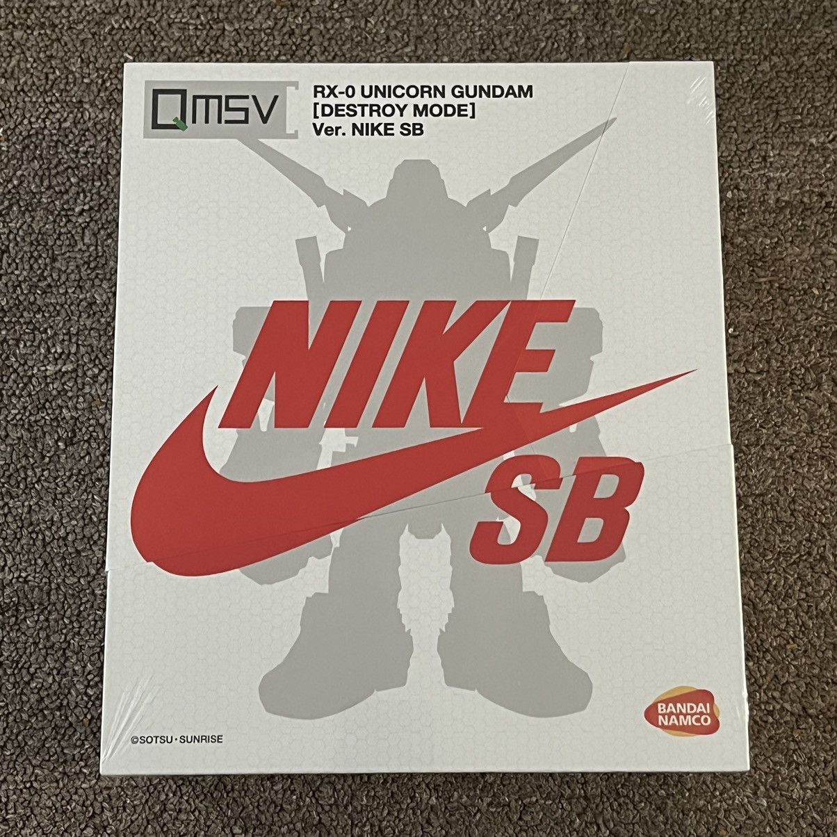 Nike SB x Bandai Gundam