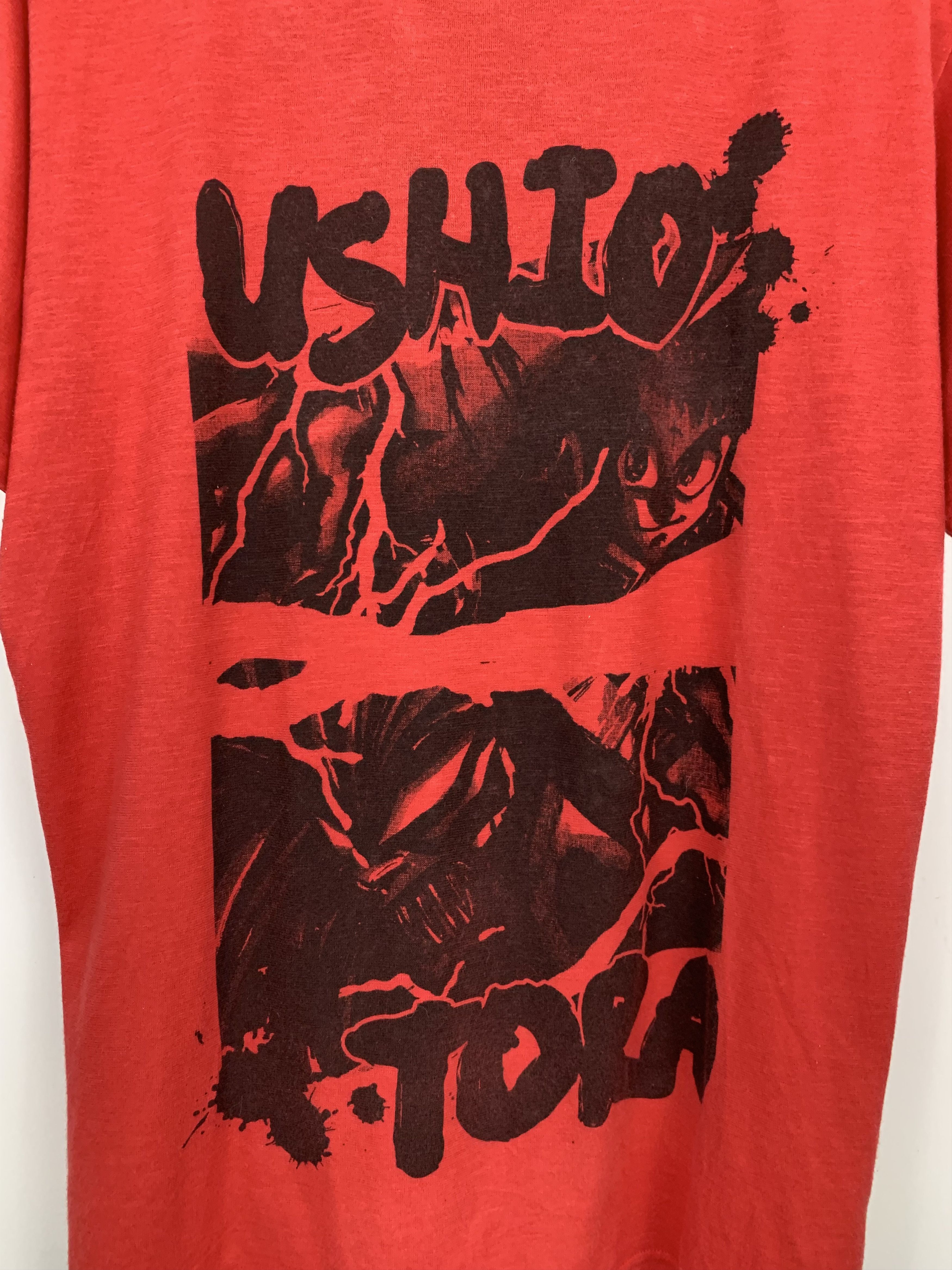 Uniqlo Uniqlo Japanese Anime Ushio T Shirt TA0166 Size US L / EU 52-54 / 3 - 7 Thumbnail