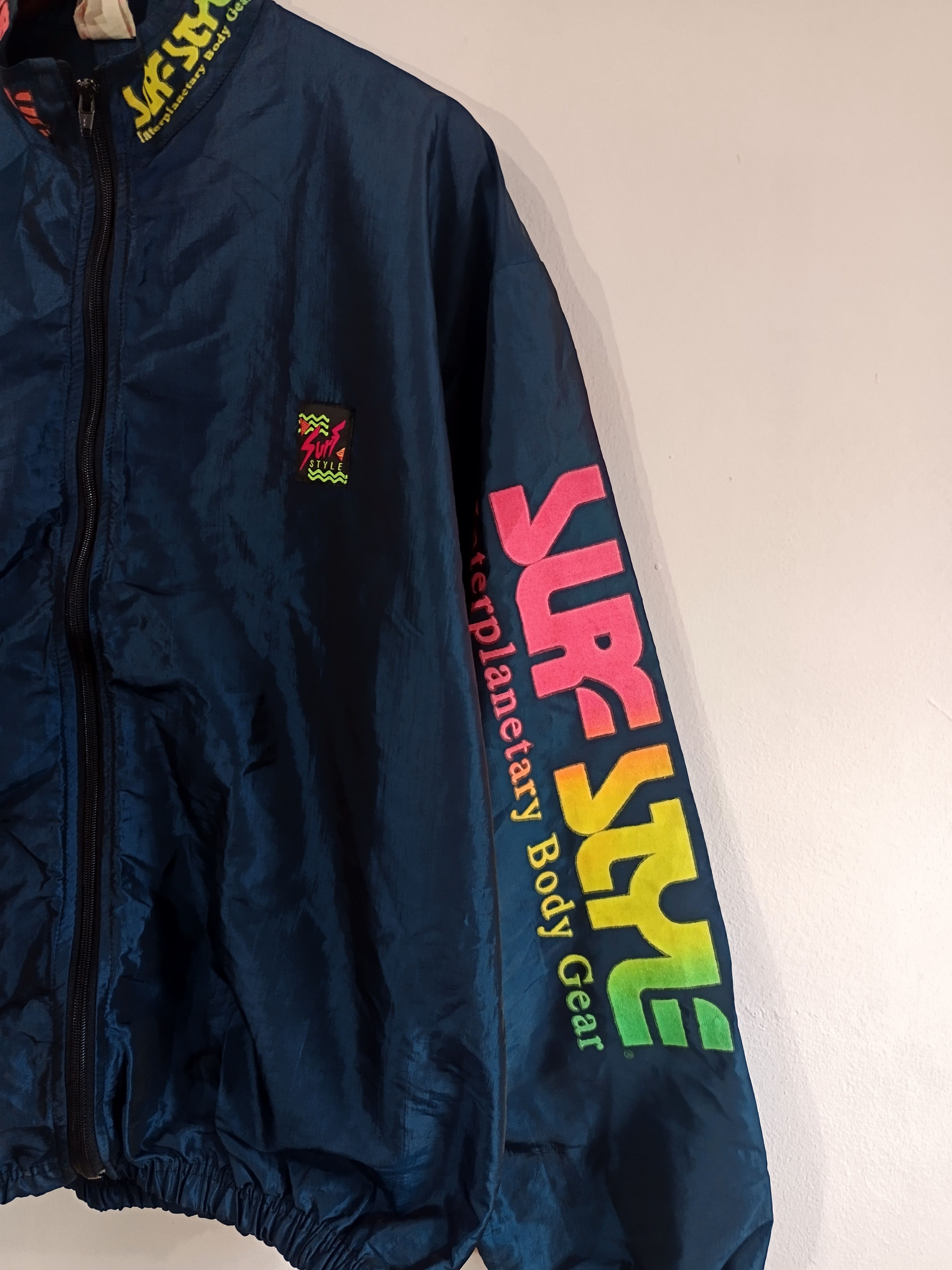 Vintage surfstyle big logo windbreaker