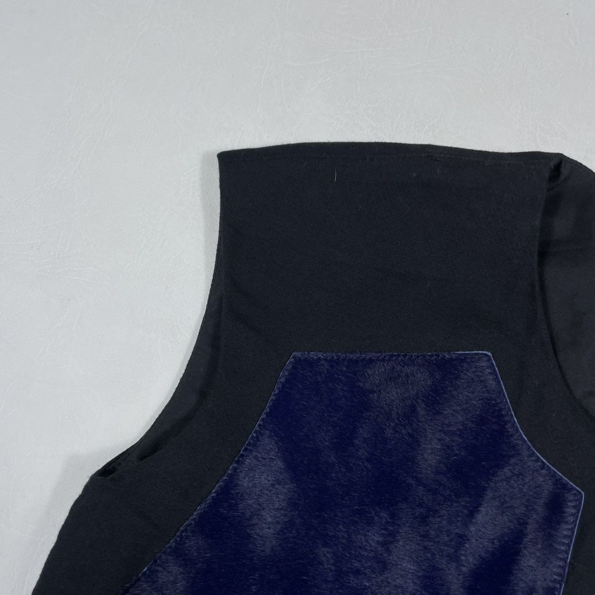 Helmut Lang HELMUT LANG CALF HAIR CAPPED SLEEVELESS BLOUSE Size S / US 4 / IT 40 - 7 Thumbnail