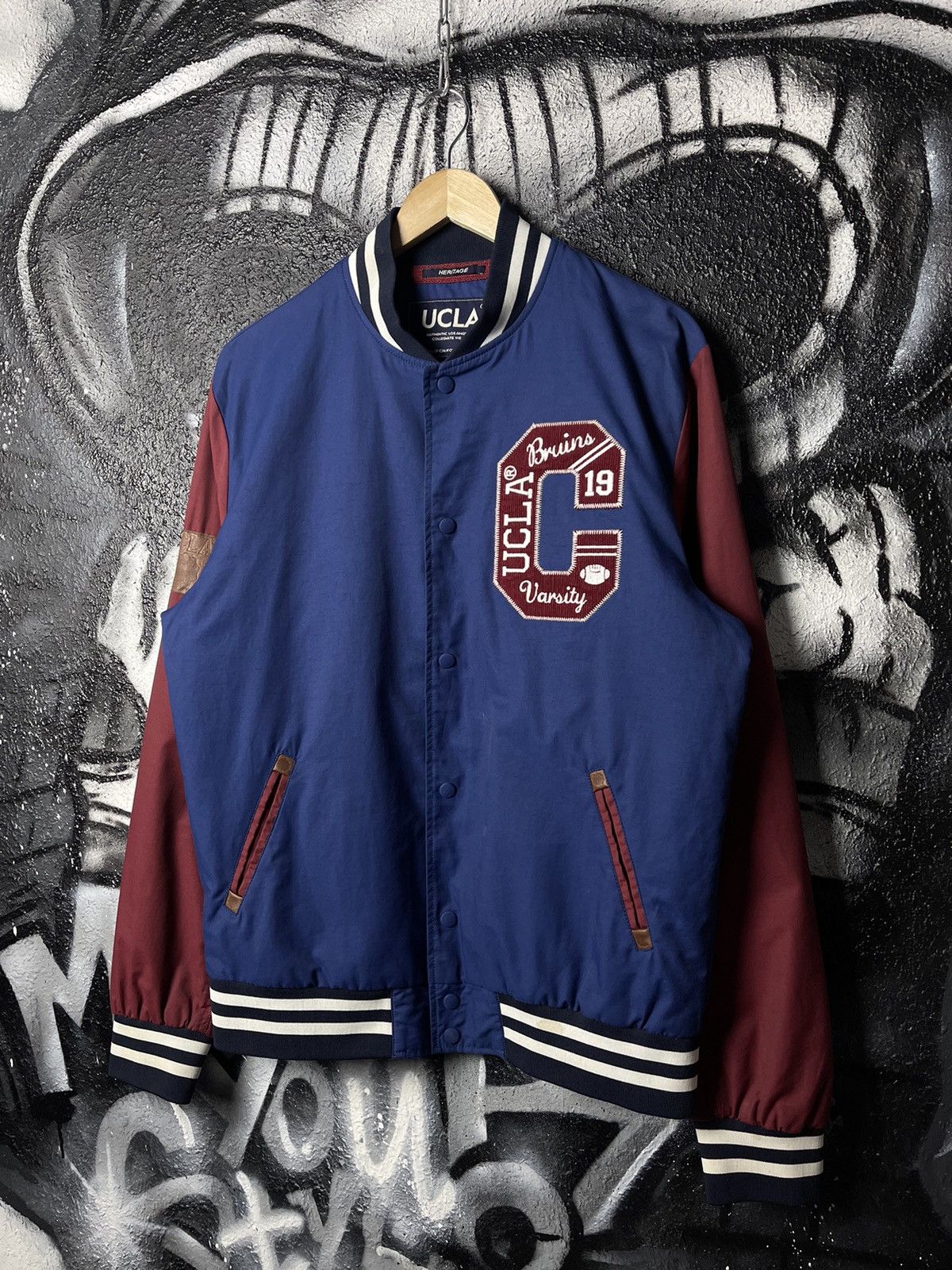 Vintage UCLA Y2K Los Angles College Bomber Jacket Men’s Size Large Size US L / EU 52-54 / 3 - 1 Thumbnail
