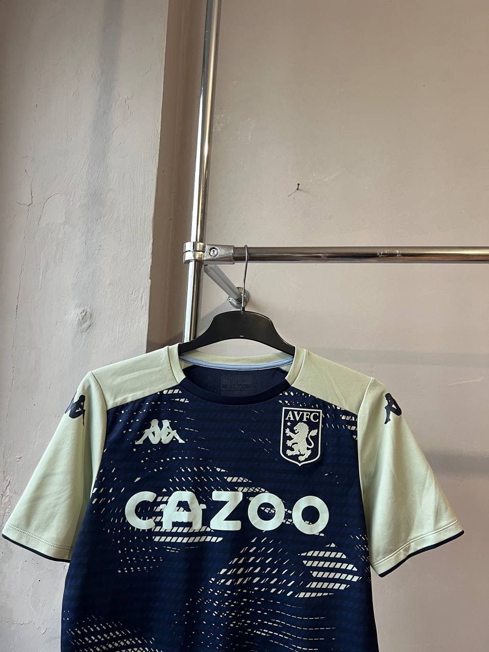 Kappa 2021/22 ASTON VILLA TRAINING SOCCER JERSEY FOOTBALL SHIRT L Size US L / EU 52-54 / 3 - 3 Thumbnail