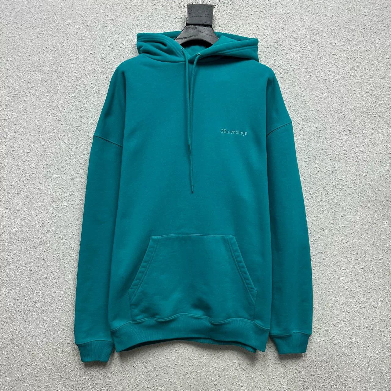 Balenciaga balenciaga fw21 peacock blue hoodie sweatshirt Size US S / EU 44-46 / 1 - 1 Thumbnail