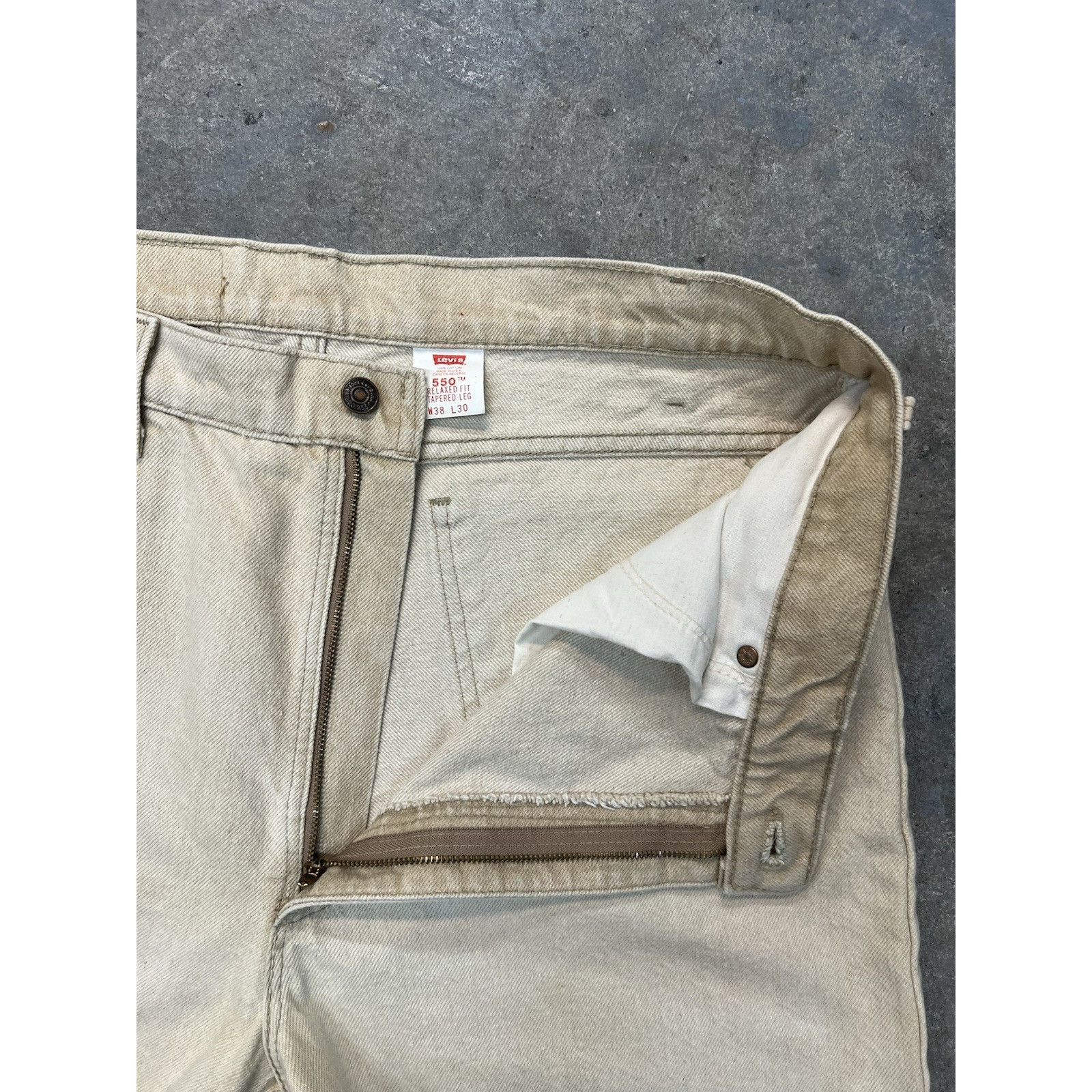 Levi's Levi's 550 Relaxed Fit 1995 Cream Jeans Orange Tab USA 36x31 Size US 36 / EU 52 - 5 Thumbnail