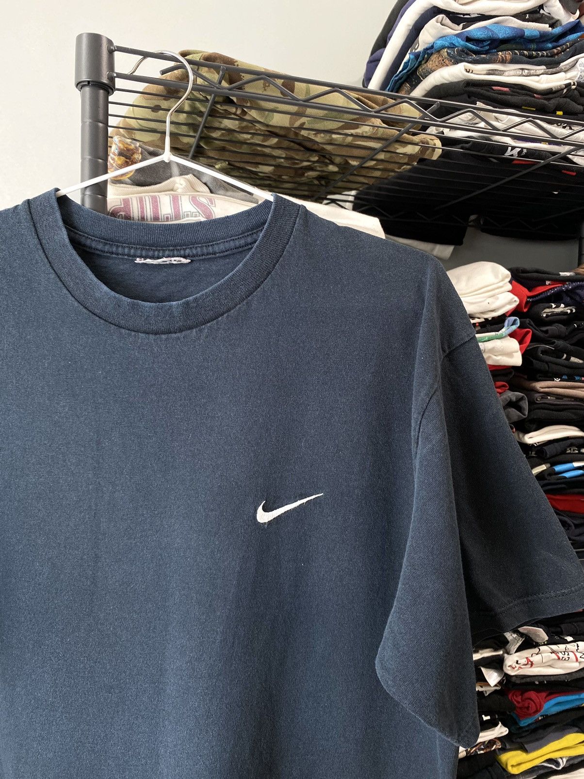 Nike 1990’s Vintage Nike T Shirt Tee Logo Size US M / EU 48-50 / 2 - 2 Thumbnail