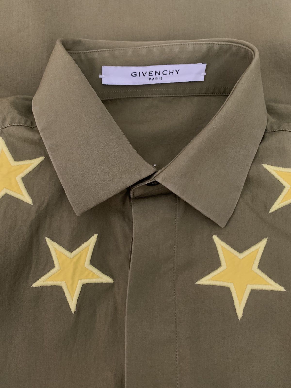 Givenchy Givenchy Star Embroidered Shirt Size US M / EU 48-50 / 2 - 4 Thumbnail