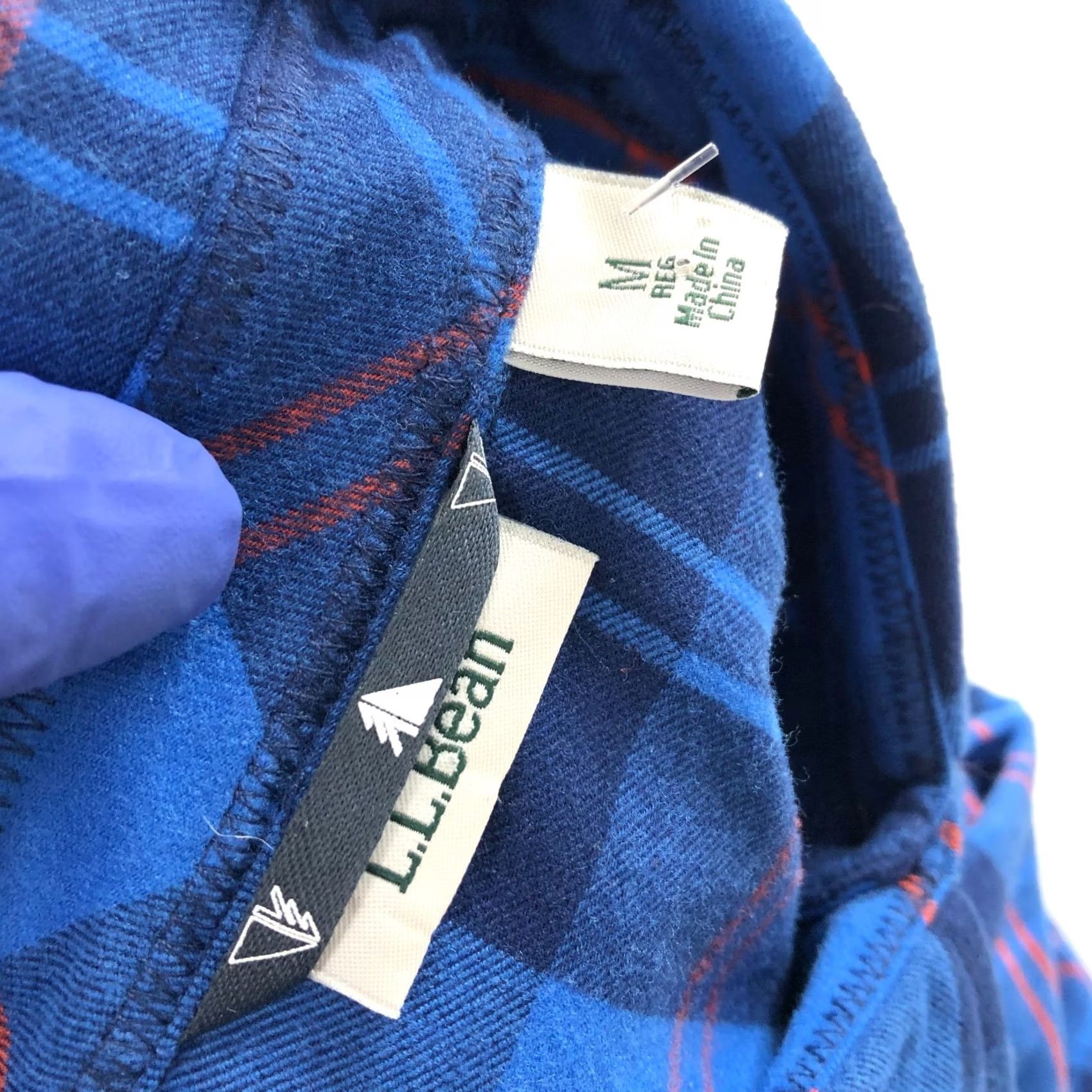 Vintage L.L. Bean Shirt Plaid Button Long Sleeve Blue MINT - Women, Regular, Flannel, Vintage? No, All Seasons, Pockets, Classic, 90s? (condensed) Size M / US 6-8 / IT 42-44 - 8 Thumbnail