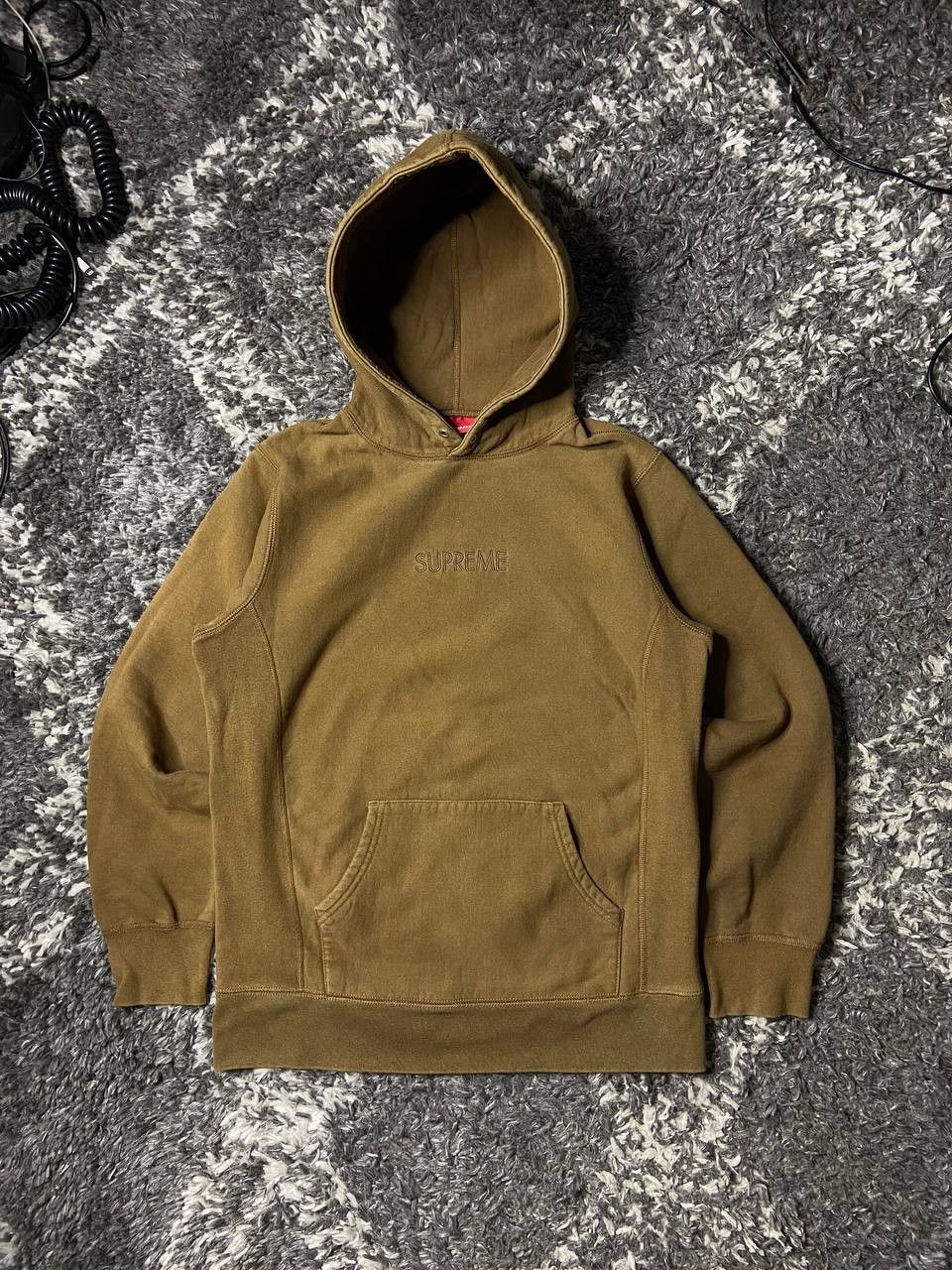 Supreme Supreme Tonal Embroidered Hoodie Pink F/W 15’ Size US M / EU 48-50 / 2 - 1 Thumbnail
