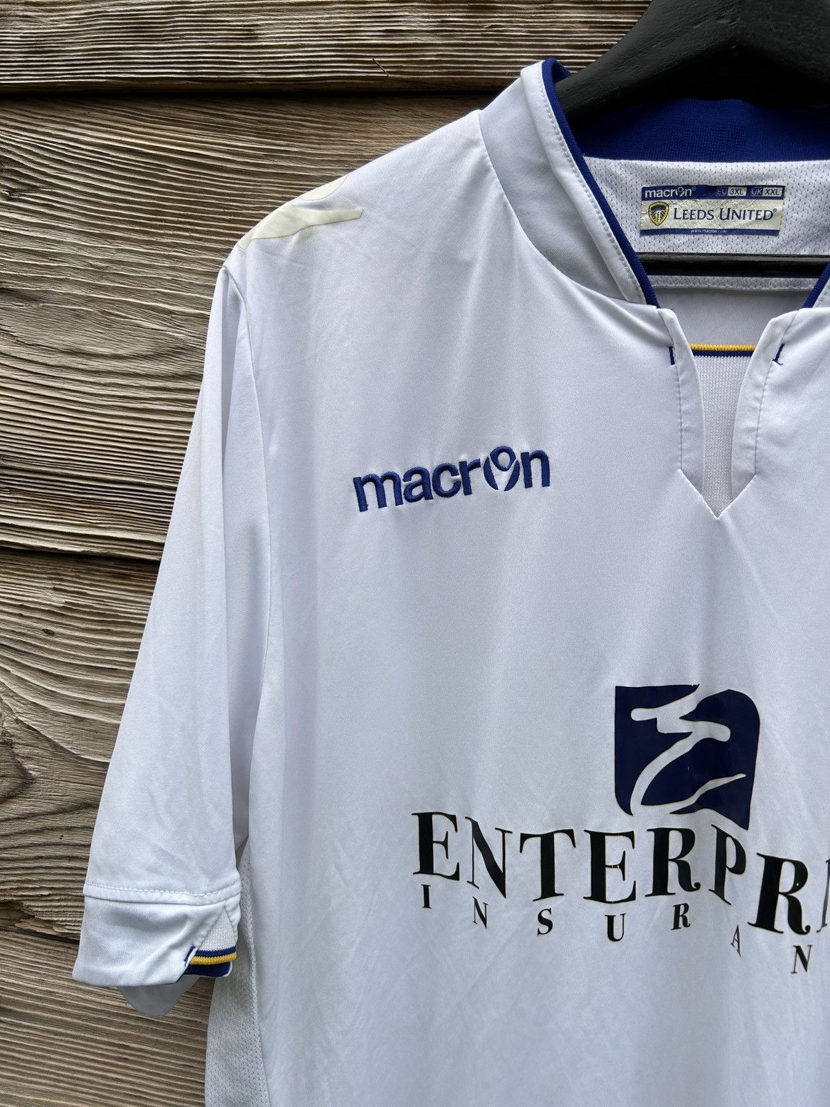 Macron Macron Leeds United FC 2014/15 Home Kit Soccer Jersey Size US XXL / EU 58 / 5 - 3 Thumbnail