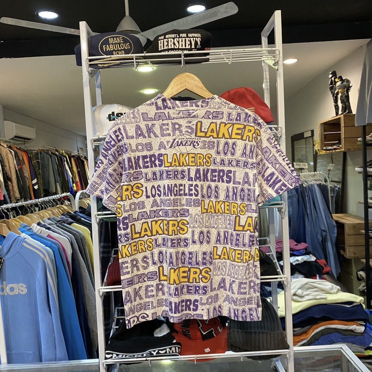 Salem Sportswear Vintage 90s Salem NBA LA Lakers AOP Tee Size US M / EU 48-50 / 2 - 2 Thumbnail