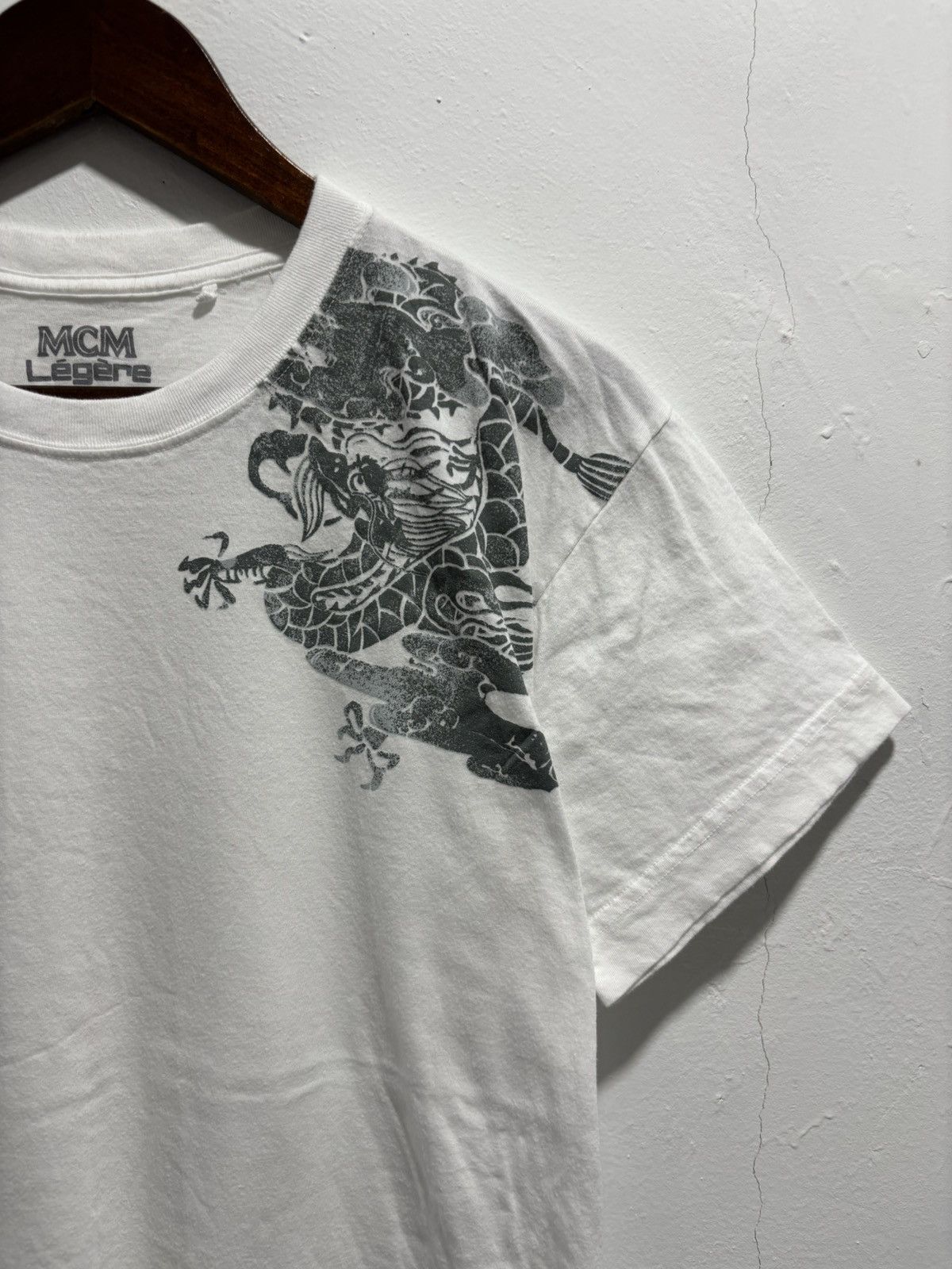 MCM MCM Legere Tshirt Size US L / EU 52-54 / 3 - 2 Thumbnail