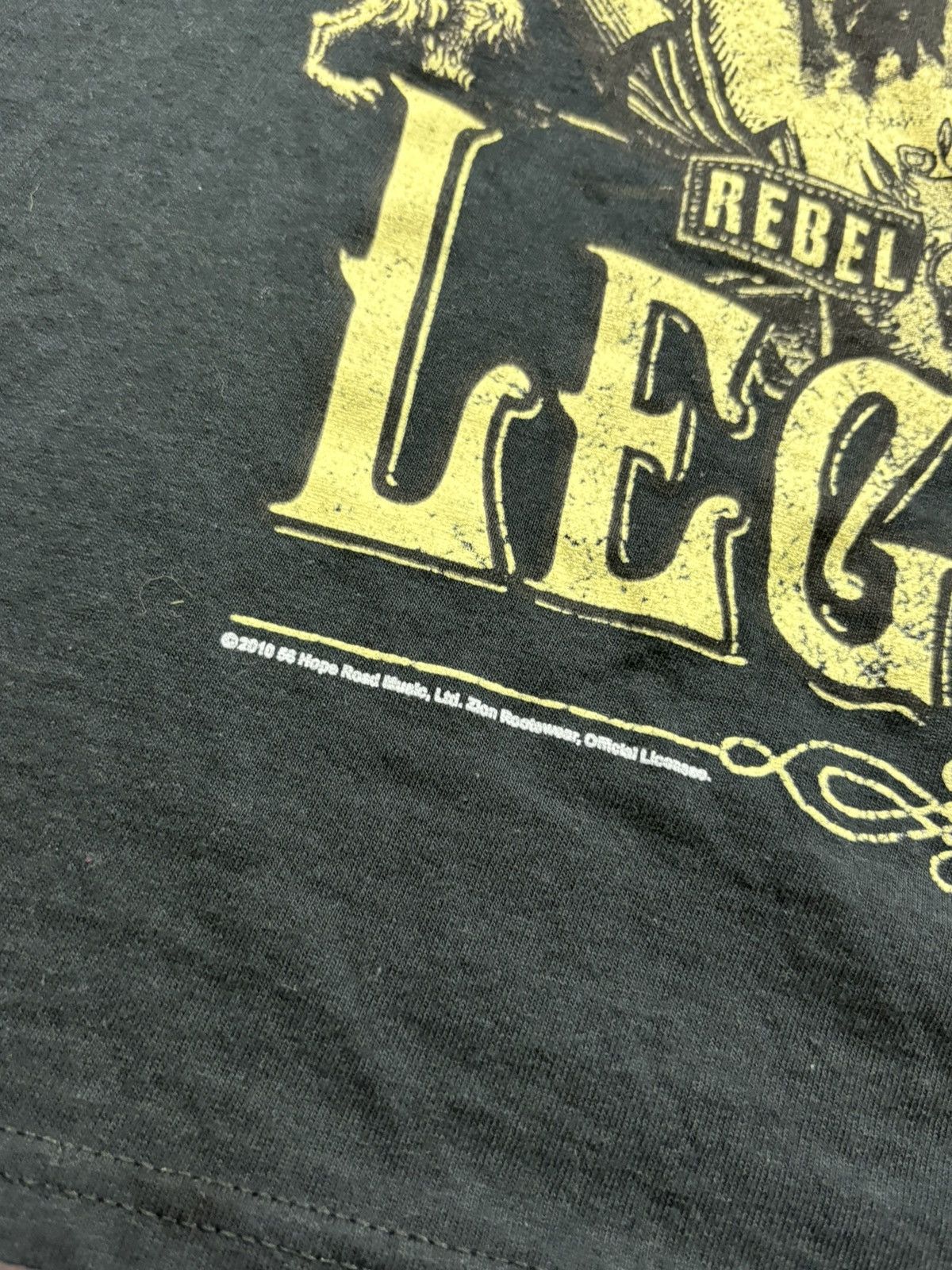 Bob Marley × Vintage VINTAGE 2010 BOB MARLEY LEGEND OFFICIAL LICENSED TEES BOXY Size US L / EU 52-54 / 3 - 8 Thumbnail