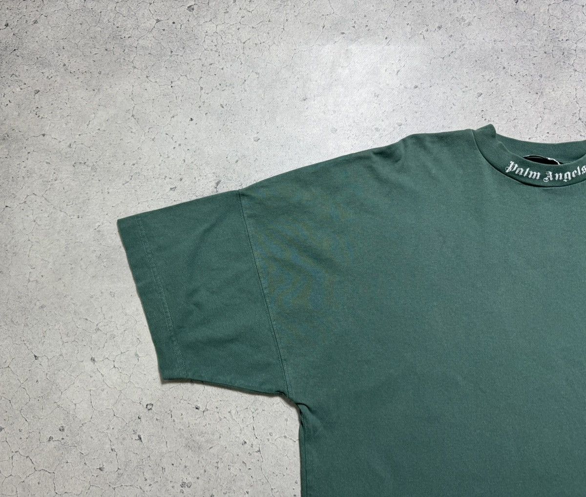 Palm Angels Palm Angels Oversize Big Logo T-Shirt Luxury Size S Size US S / EU 44-46 / 1 - 4 Thumbnail
