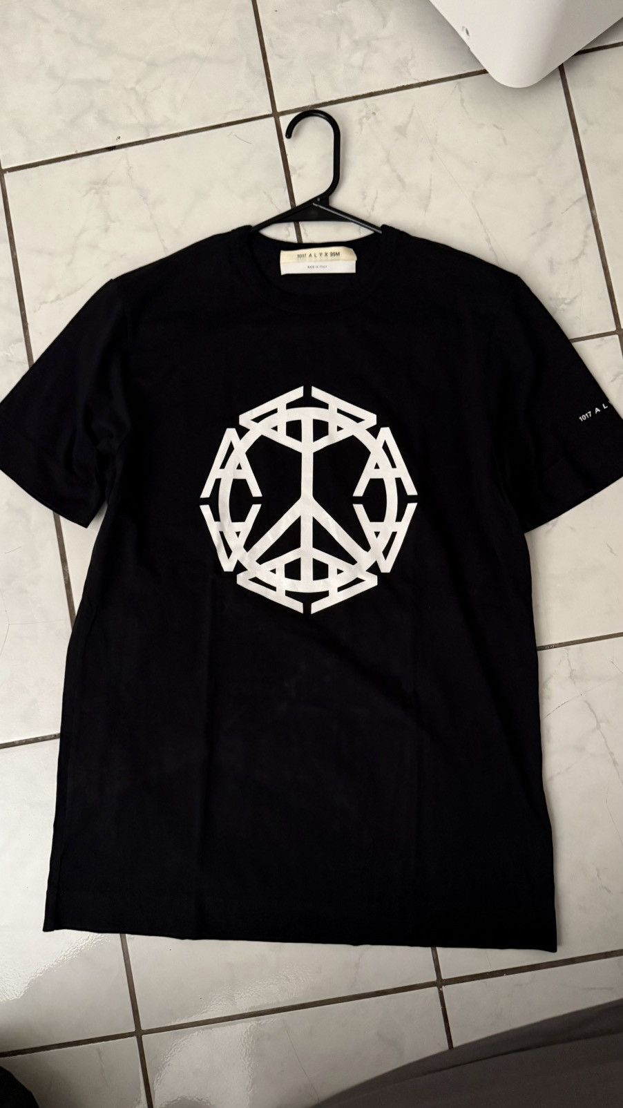 1017 ALYX 9SM 1017 Alyx 9SM Peace Sign shirt Size US S / EU 44-46 / 1 - 1 Thumbnail