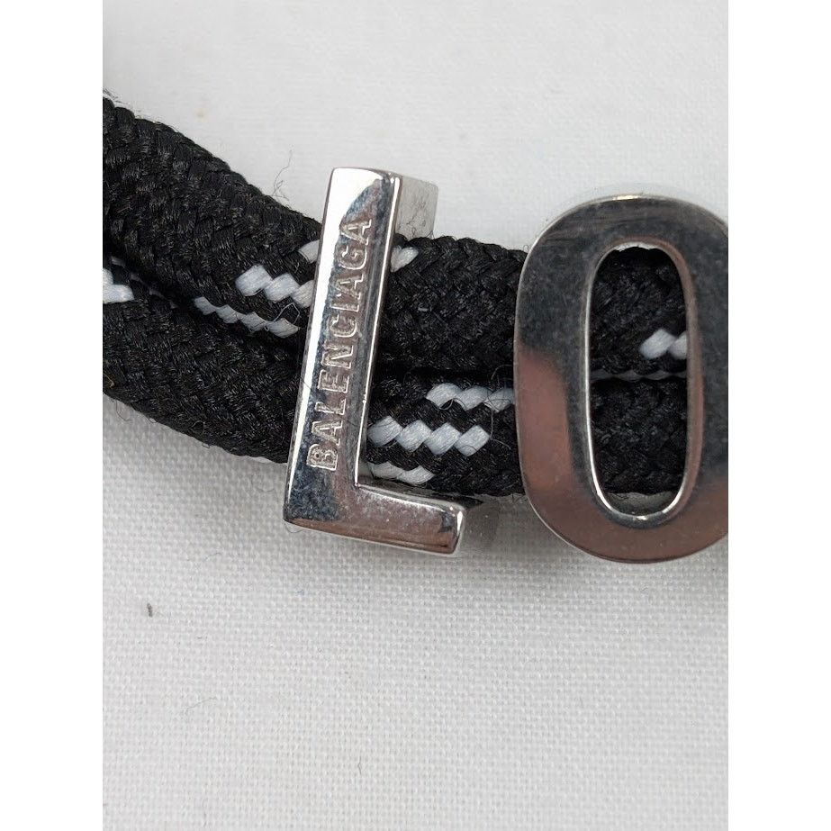 Balenciaga o1rshd1 Size: OS / Plate Love Bracelet in Black/White Size ONE SIZE - 3 Thumbnail
