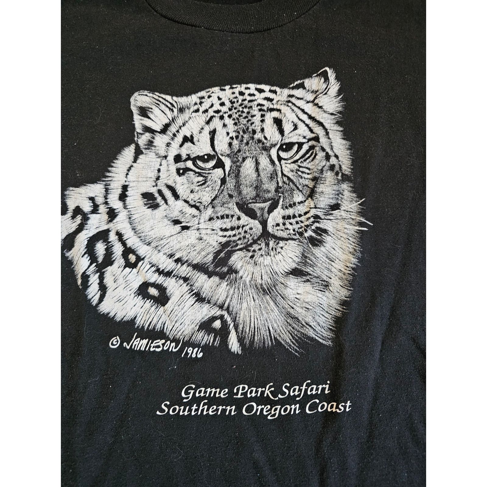 Jerzees 90s White Tiger T-Shirt, Oregon Coast Souvenir Size M/L Size US M / EU 48-50 / 2 - 2 Thumbnail