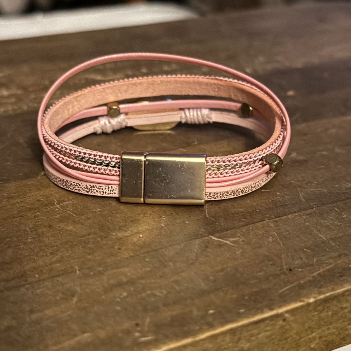 Other Multi strand pink leather iridescent druzy bracelet Size ONE SIZE - 5 Thumbnail