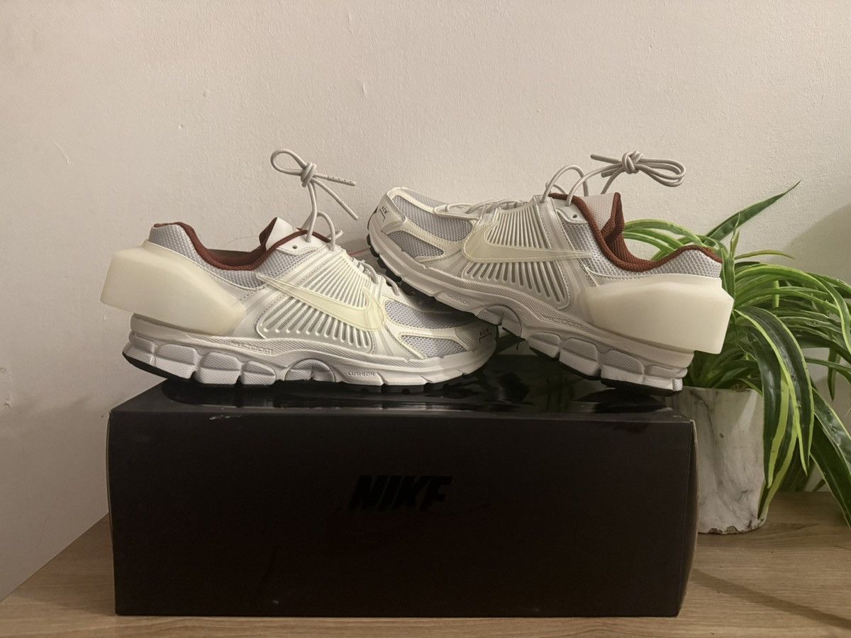 A-COLD-WALL* × Nike Nike x A Cold Wall Zoom Vomero 5 Sail Size US 9 / EU 42 - 1 Thumbnail