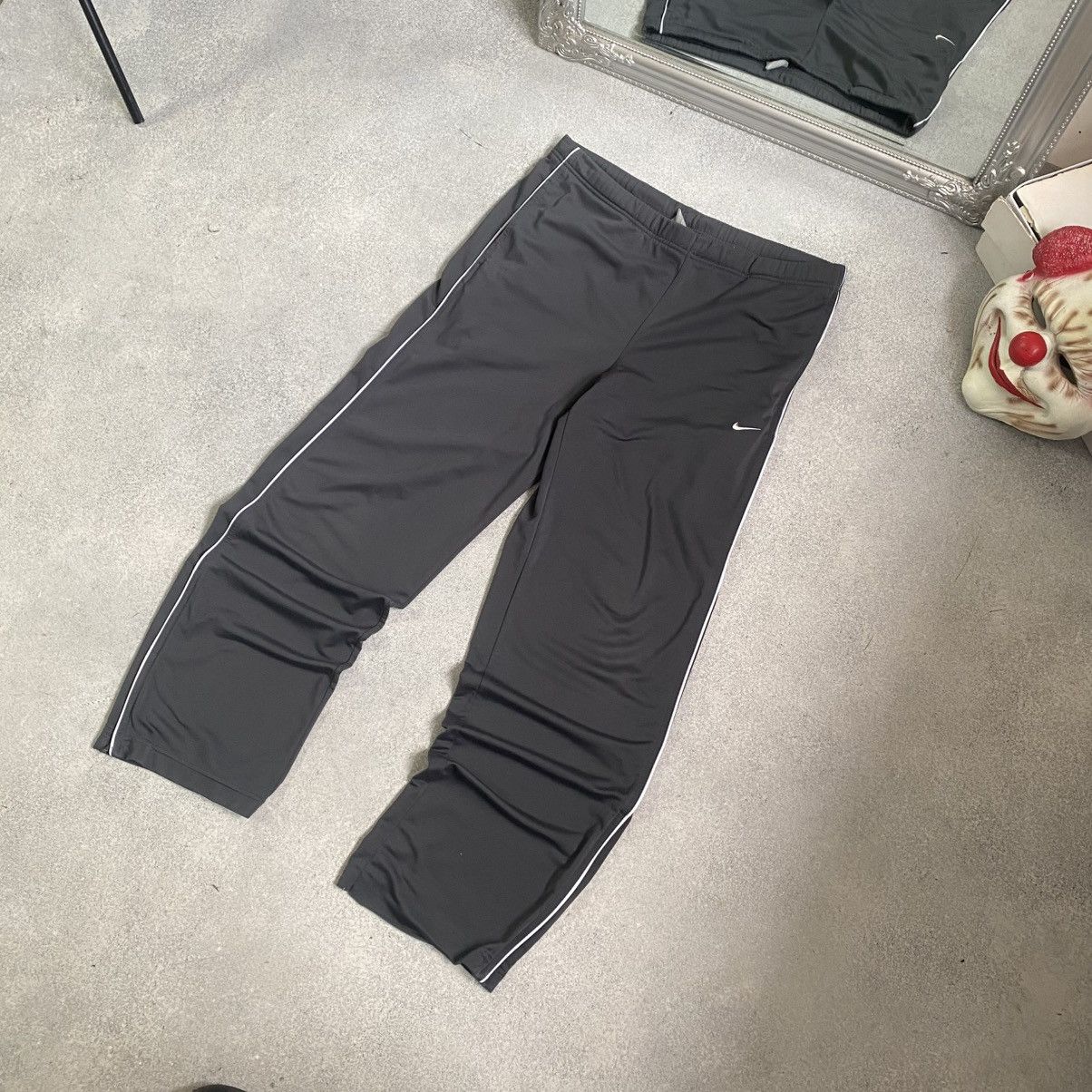 Nike Vintage Y2K Nike Sweatpants Baggy Size US 32 / EU 48 - 2 Thumbnail