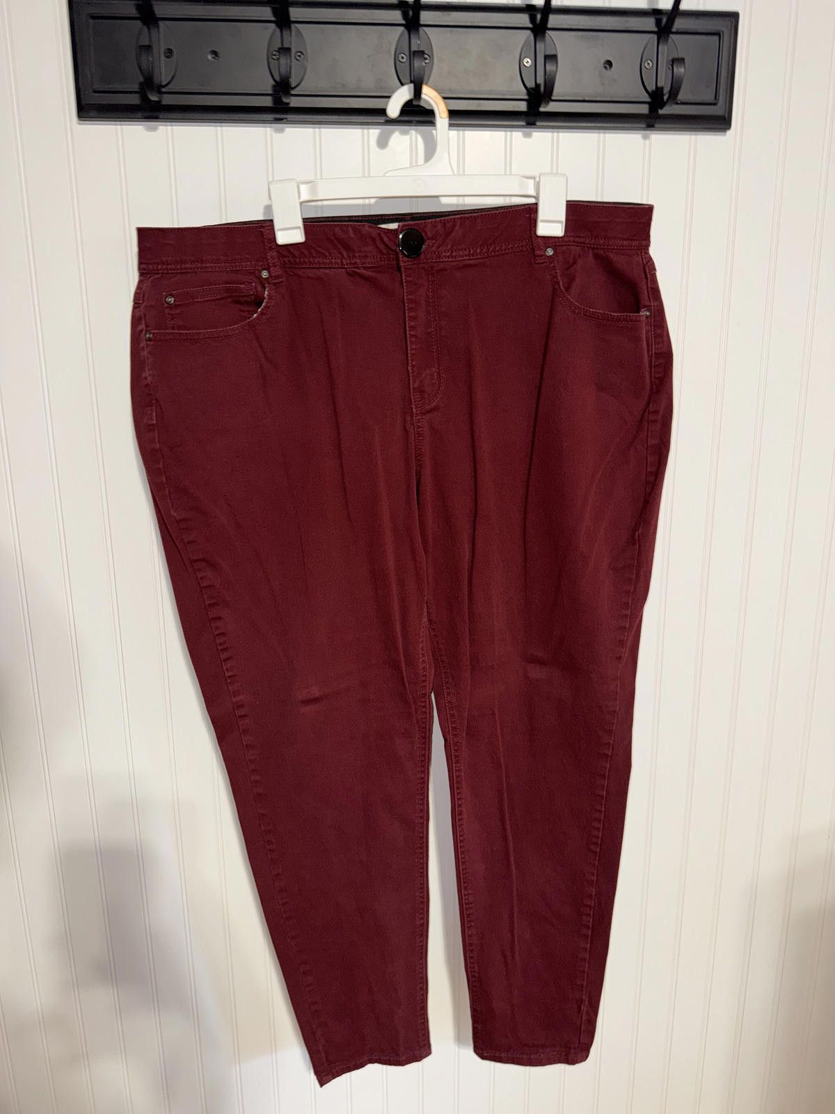 Other C Est 1946 Women's 22W Burgundy Stretch Comfort Waist Jeans Size 42" / US 20 - 1 Thumbnail