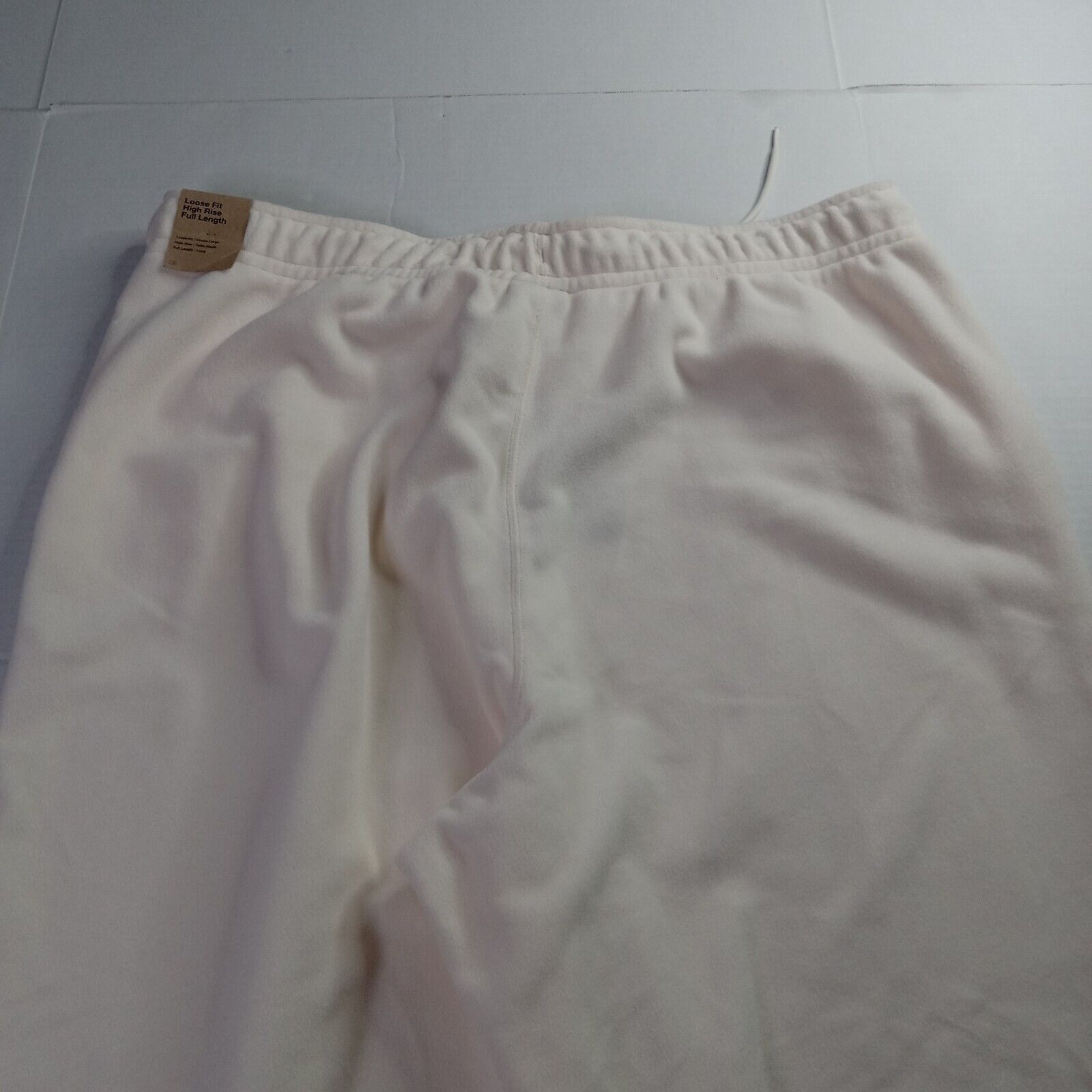 Nike Nike One Pants Women's 2XL Beige Therma Fit Joggers Fleece Size 42" / US 20 - 9 Thumbnail