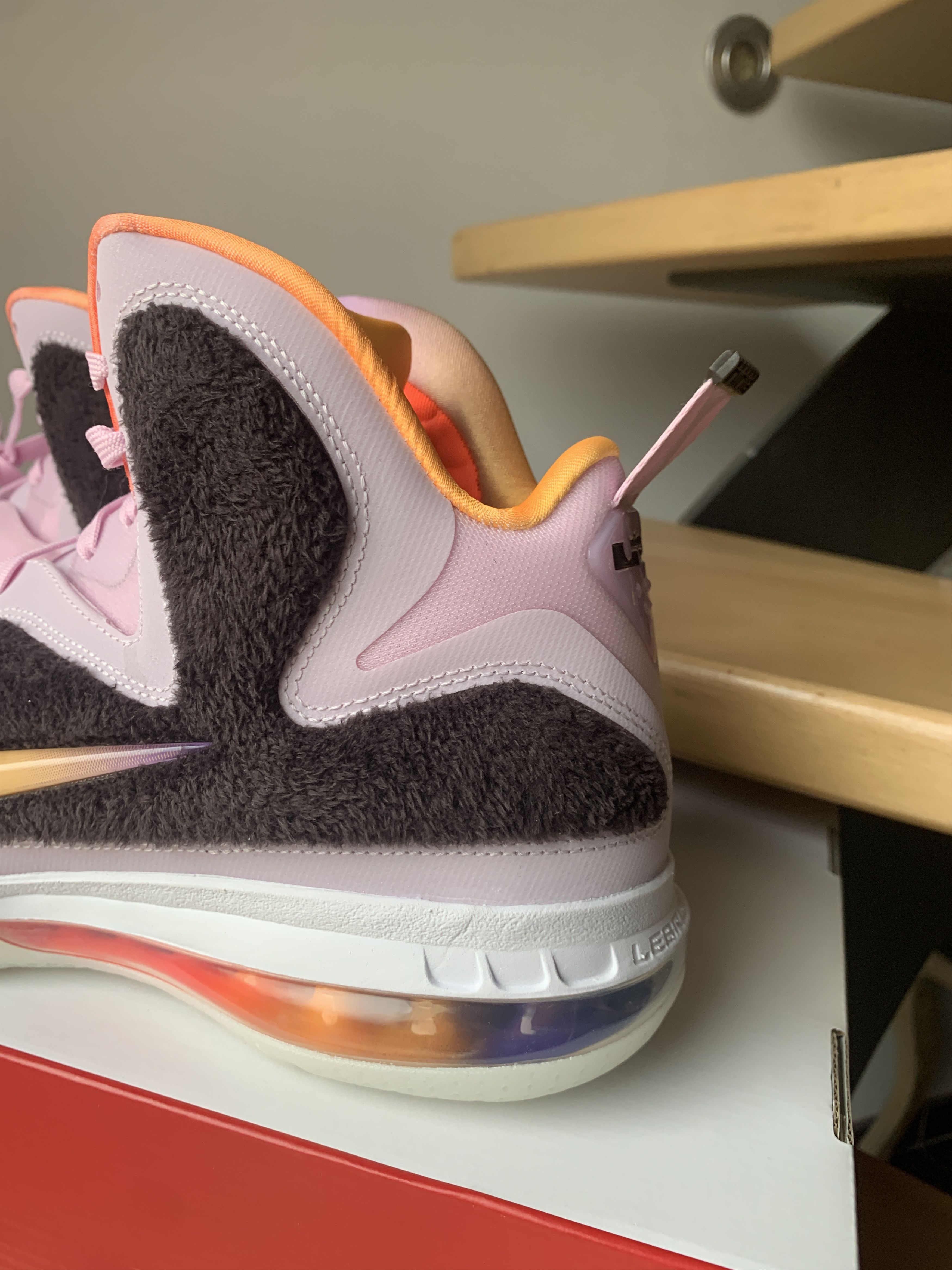 Nike NIKE LEBRON IX 11 US sneakers new 100% authentiques NO BOX Size US 11 / EU 44 - 3 Thumbnail
