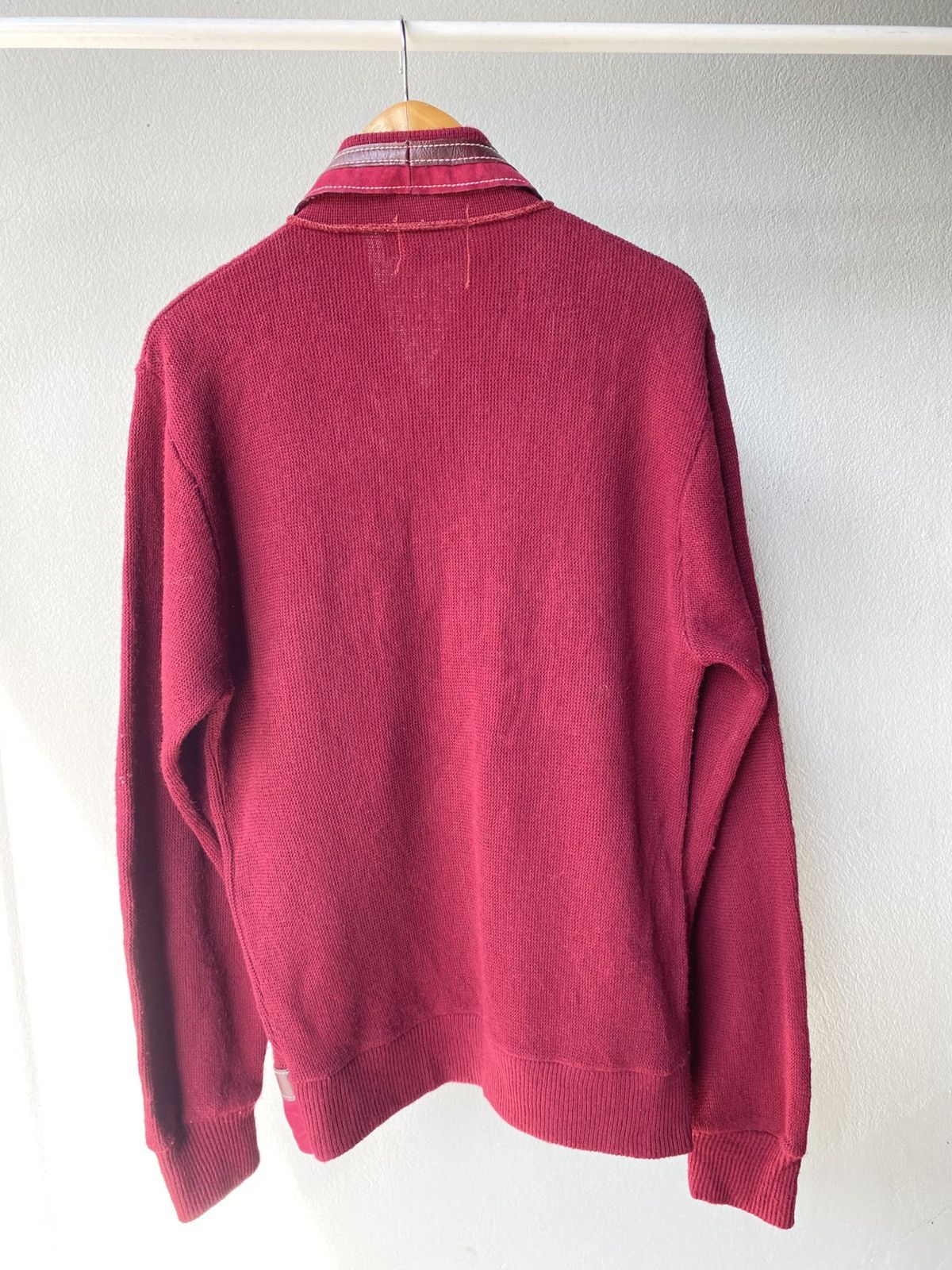 Vintage VIRGIN ORLON ACRYLIC Red Silk Shirt with Brown Leather Trim Size US S / EU 44-46 / 1 - 11 Thumbnail