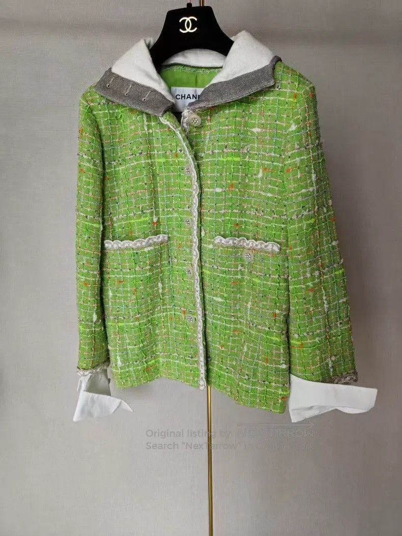Chanel Chanel Green coat Size XS / US 0-2 / IT 36-38 - 1 Thumbnail