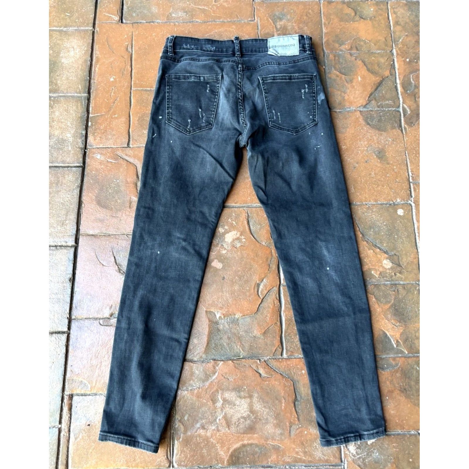 Dsquared2 Dsquared2 Slim Jeans Mens 48 29.5x31 Distressed Black Button Fly Straight Leg Jeans Mens/Blue Denim Slim 5-Pocket Modern Straight N/A Size US 32 / EU 48 - 3 Thumbnail