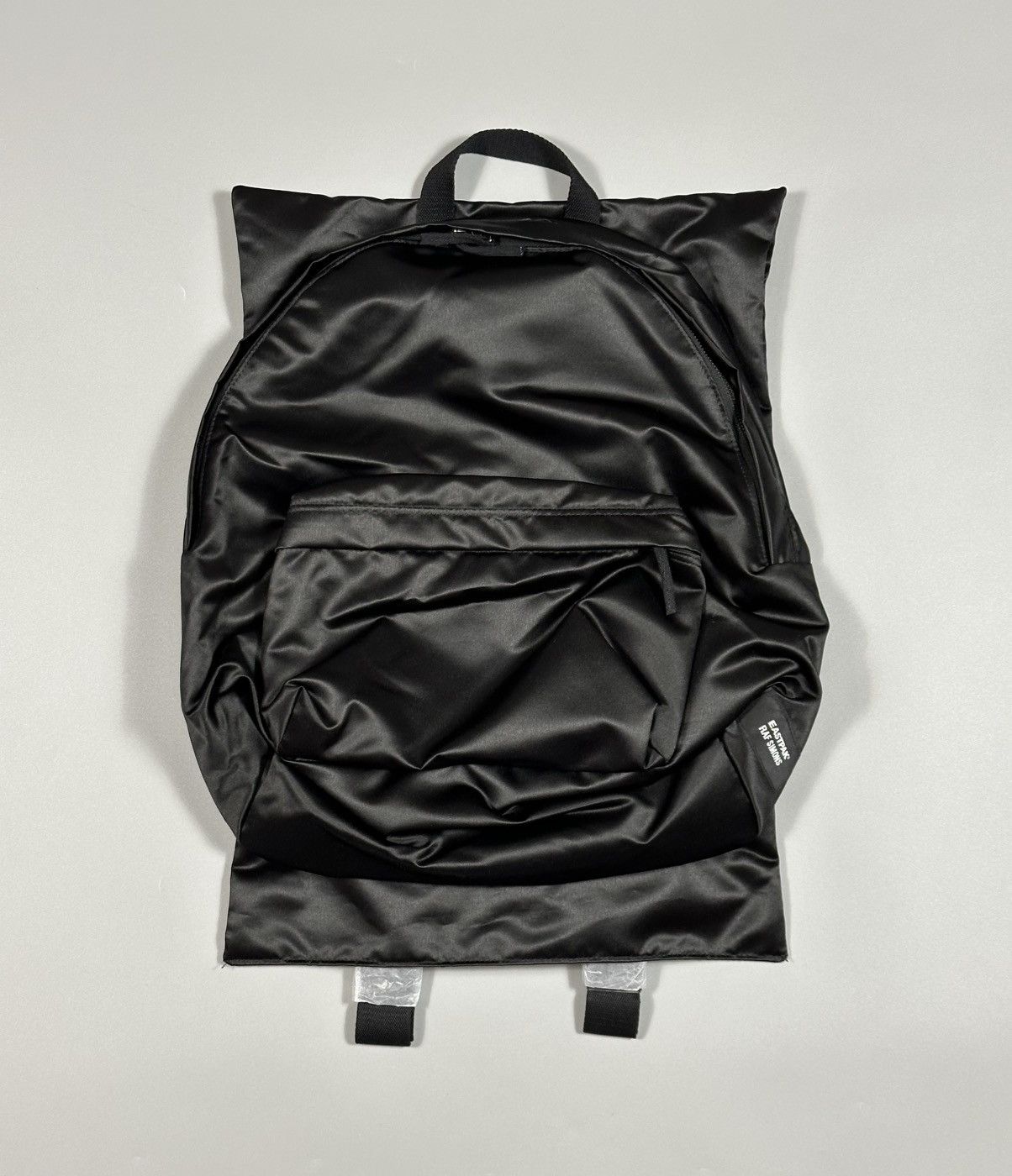 Eastpak × Raf Simons Raf Simons x Eastpak Ear Punk Poster Padded Backpack Size ONE SIZE - 6 Thumbnail