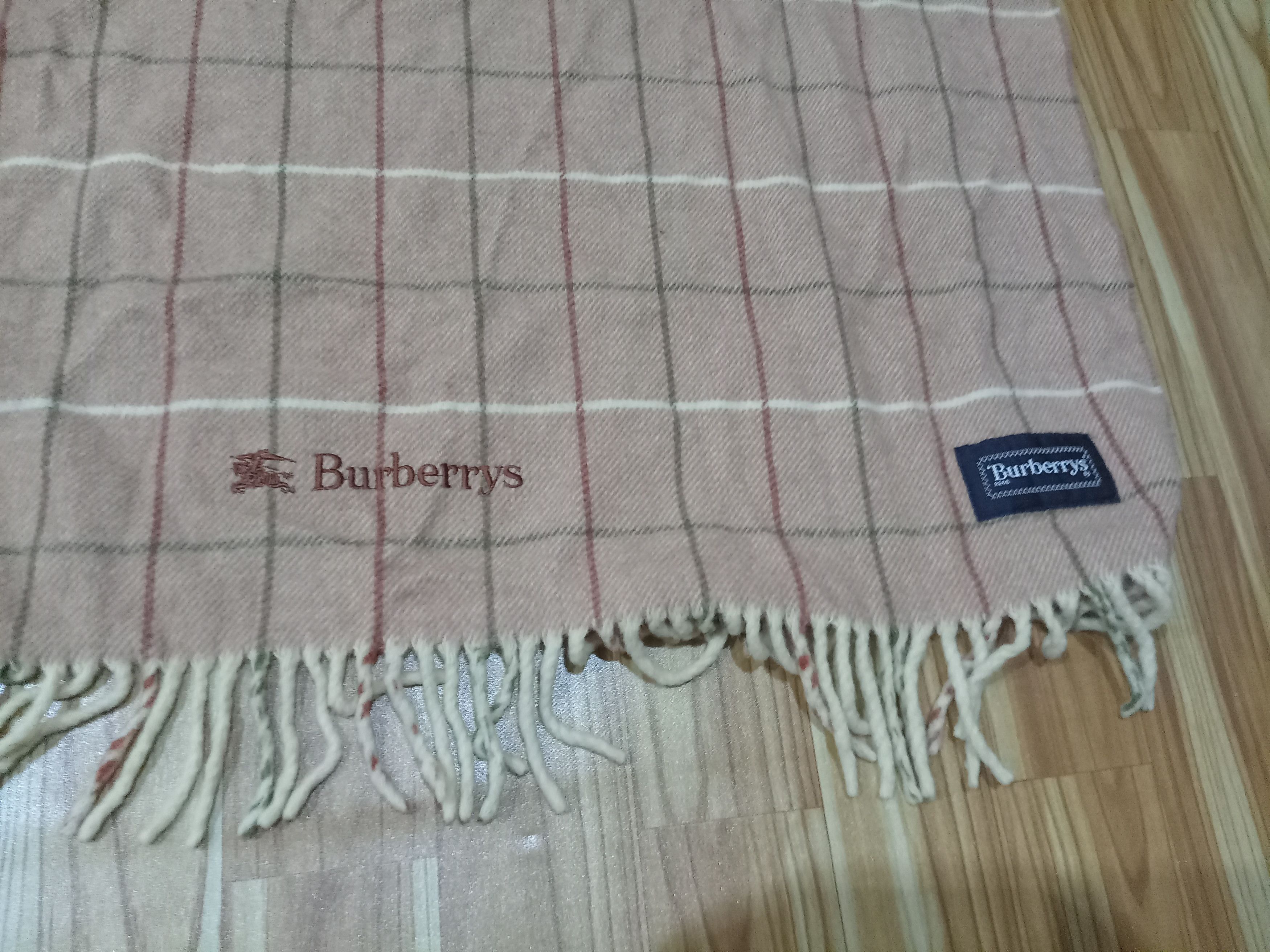 Burberry Vintage burberry Wool Scarf / muffler Size ONE SIZE - 2 Thumbnail