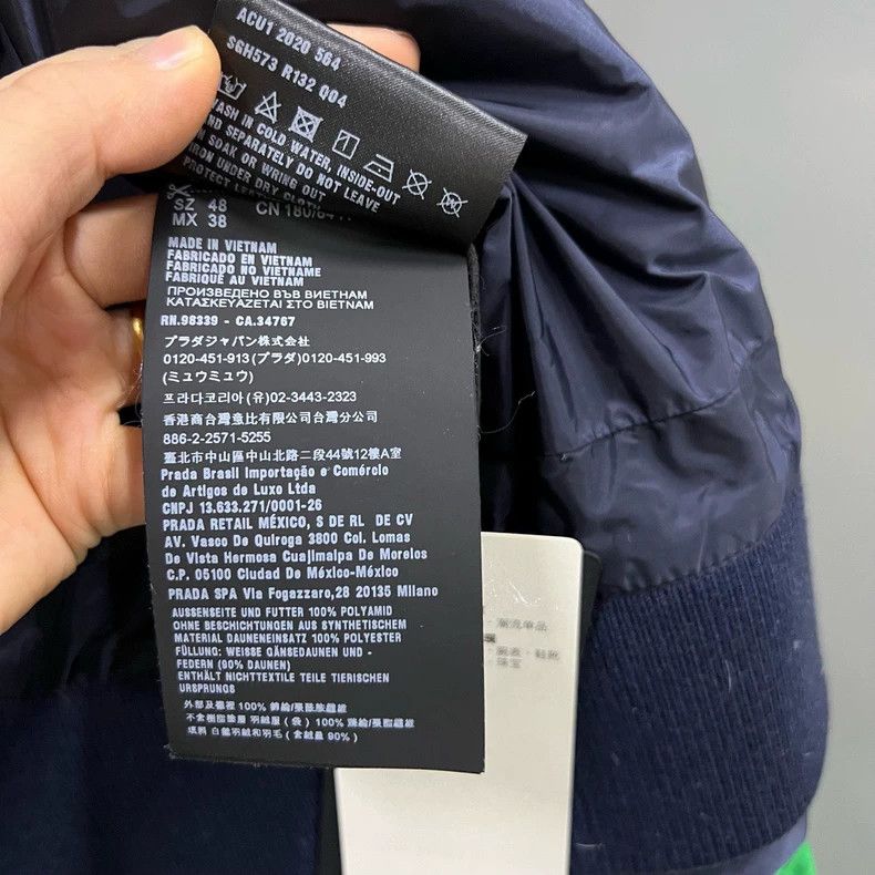 Prada Prada Green triangle logo down jacket 2502-Nextarrow Size US M / EU 48-50 / 2 - 6 Thumbnail