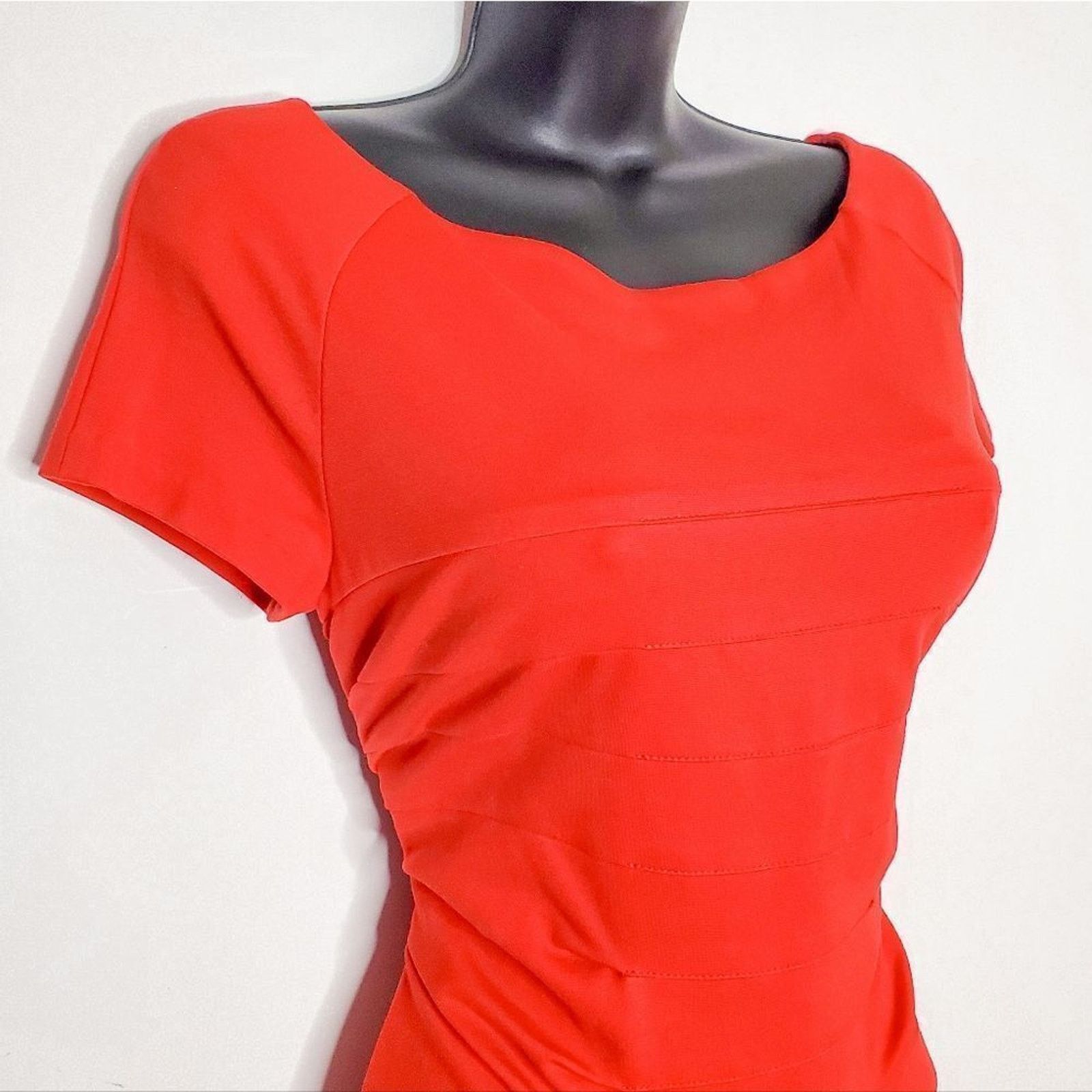 Escada ESCADA 2015 Tivola Dynamia Deep Red Bodycon Dress Size 36 6 Size M / US 6-8 / IT 42-44 - 3 Thumbnail