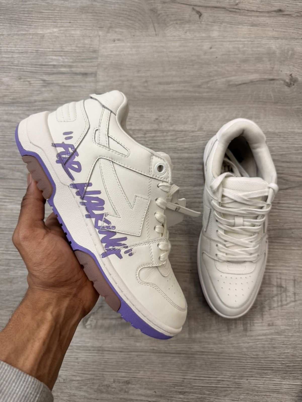OFF-WHITE Out Of Office OOO 