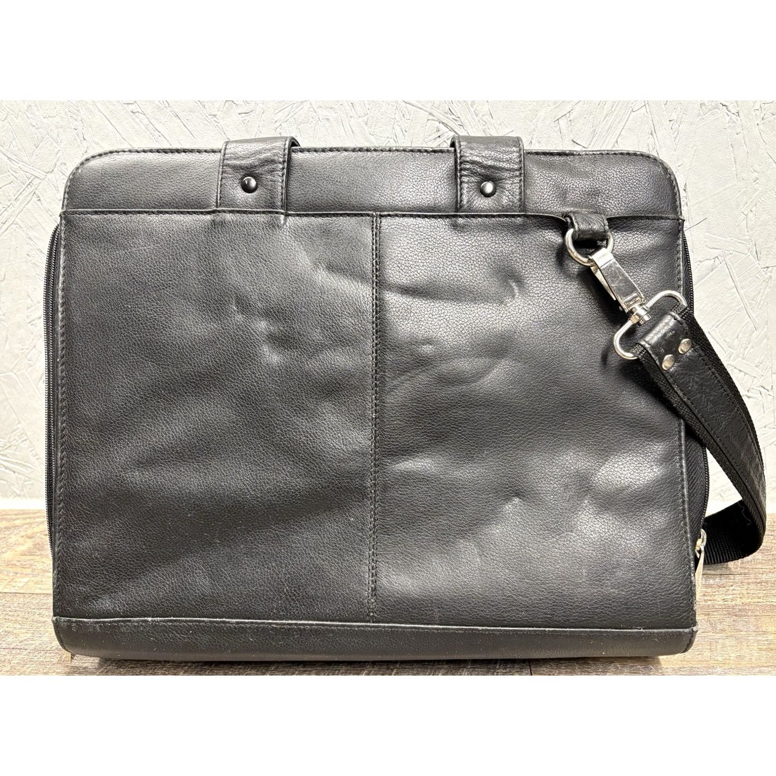 Vintage Franklin Covey Black Leather Shoulder Bag Purse | Medium Nylon Lining | School/Travel Crossbody Handbag Mens Womens Size ONE SIZE - 2 Thumbnail