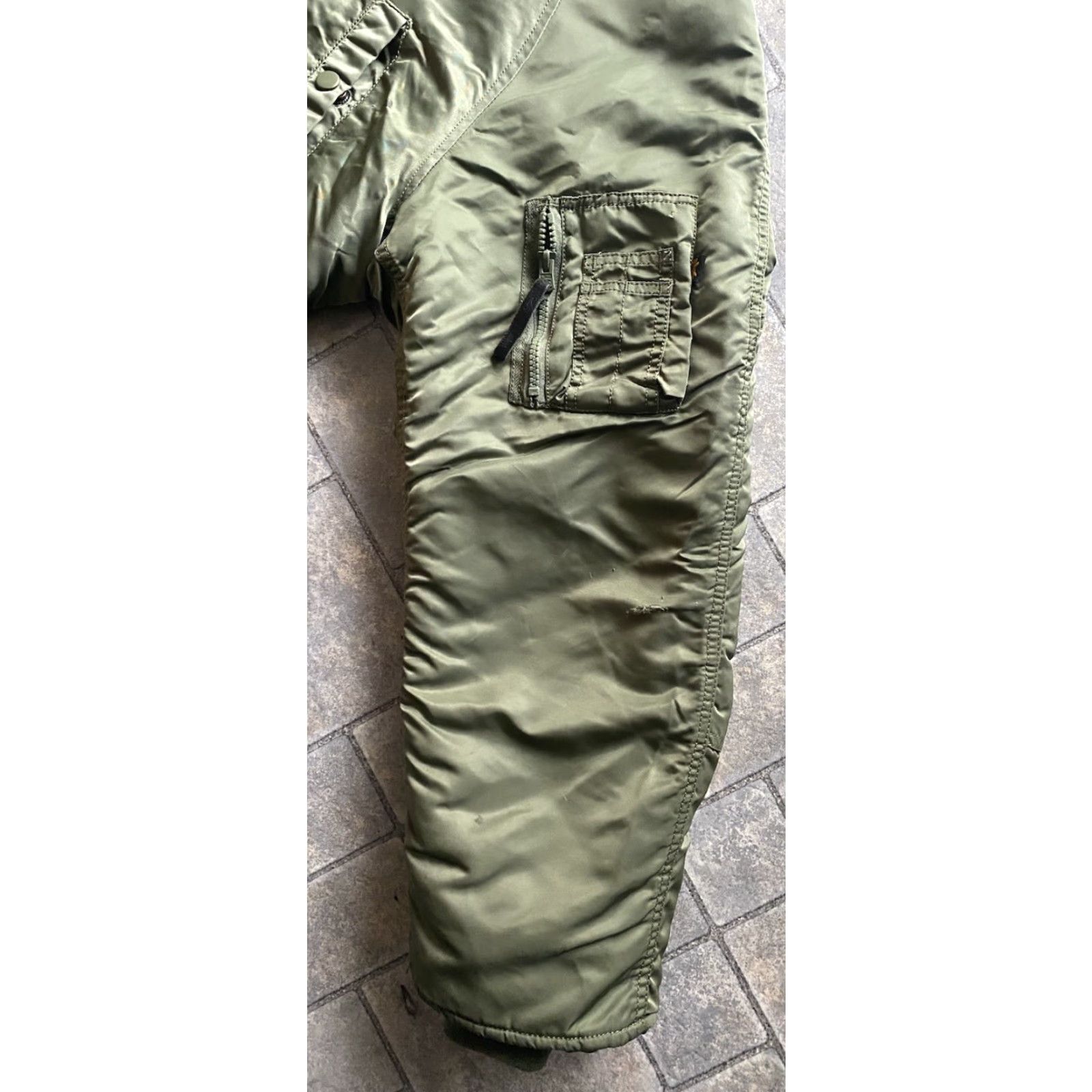 Alpha Industries VINTAGE Alpha Industries N-3B Parka Jacket Hooded Military Green Medium Unisex Adults Winter Size M Size US M / EU 48-50 / 2 - 7 Thumbnail