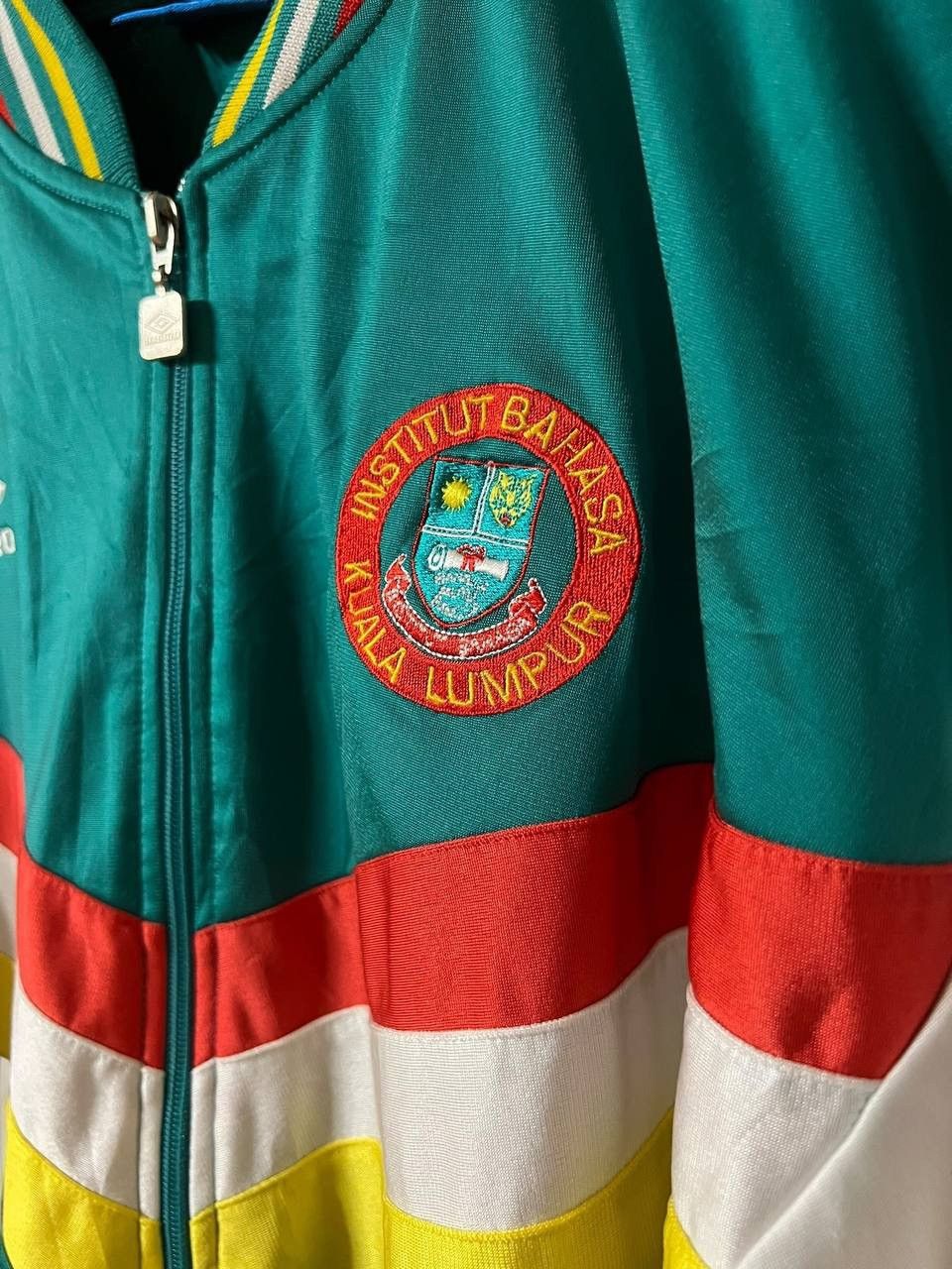 Umbro Umbro Brasil soccer KualaLumpur varsity bomber jacket vntg Size US L / EU 52-54 / 3 - 4 Thumbnail